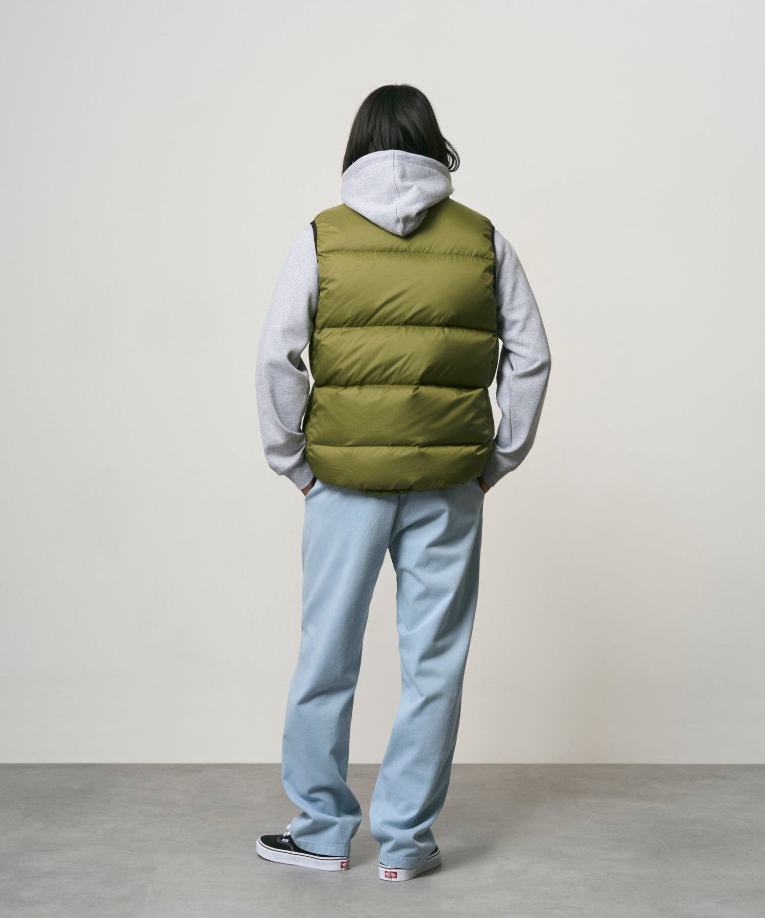 G102-OGT_DUSTY-BLUE-PIGMENT_fitting_M3
