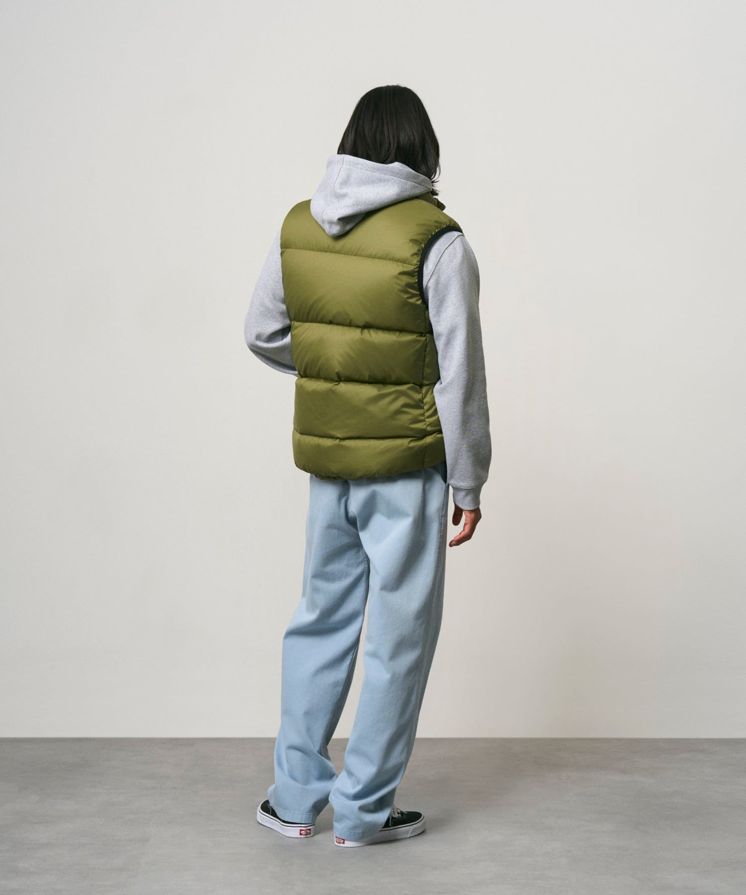 G102-OGT_DUSTY-BLUE-PIGMENT_fitting_M5