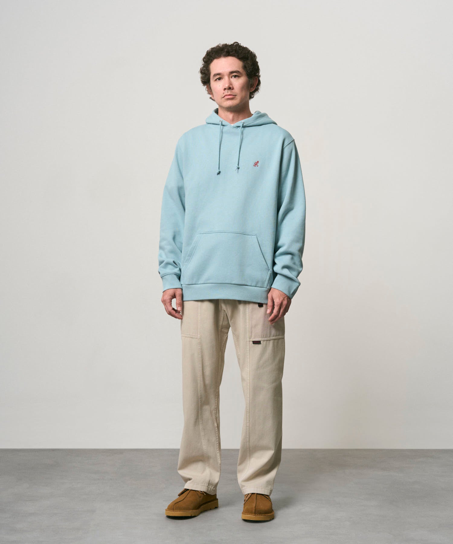 G105-OGT_GREIGE_fitting_M2