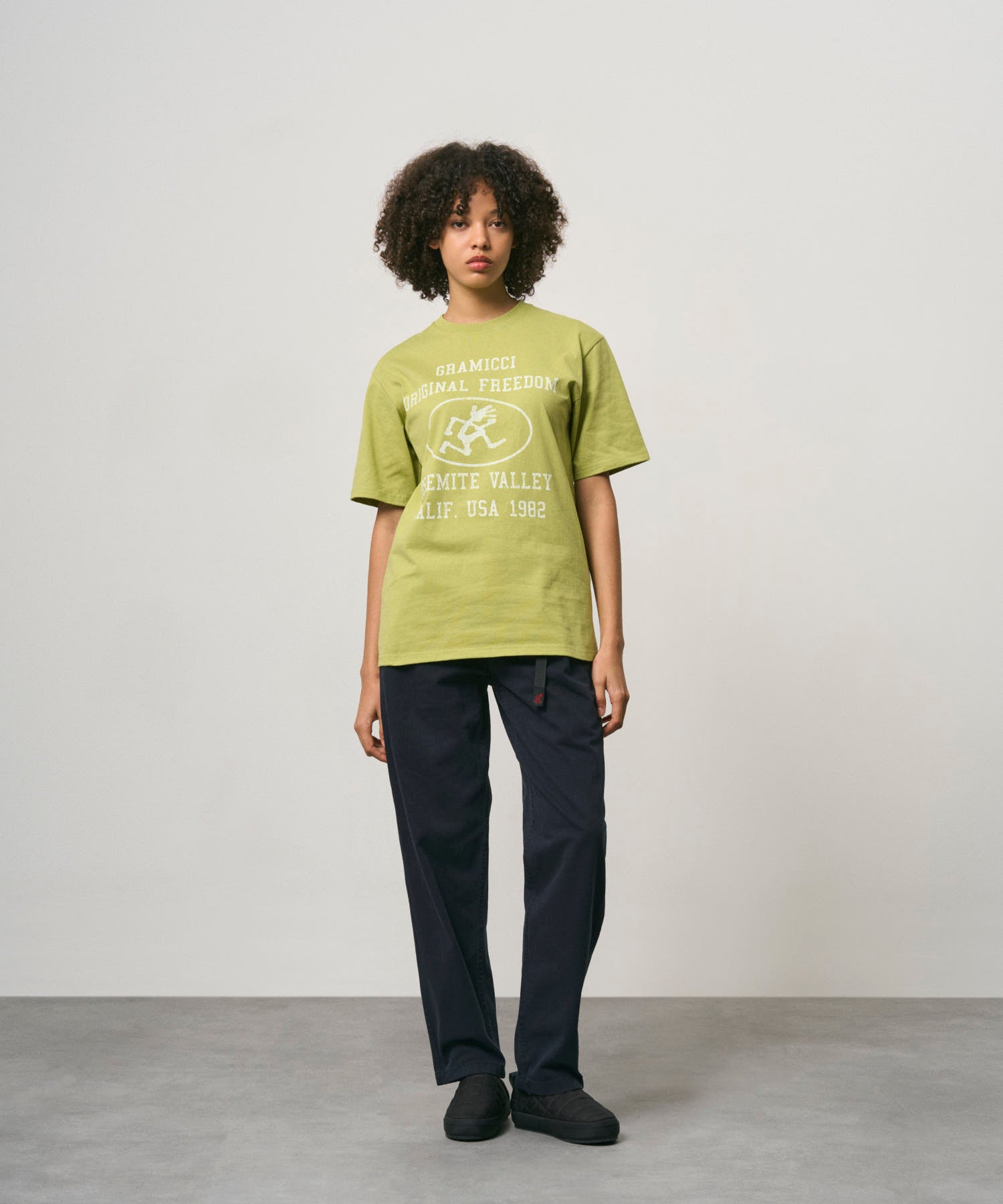 G202-OGT_DOUBLENAVY_fitting_W2