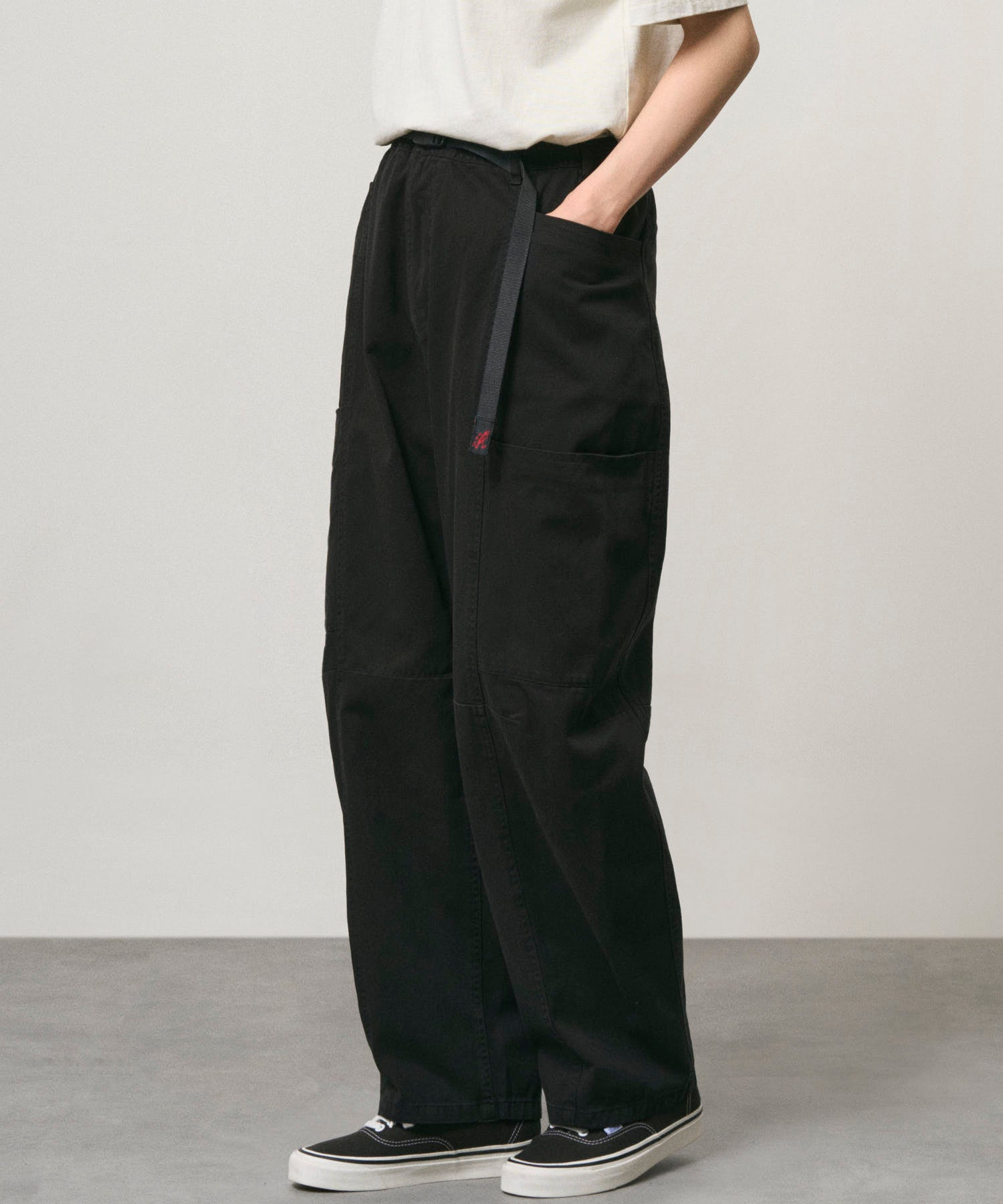G2SW-P090_BLACK_fitting_W1
