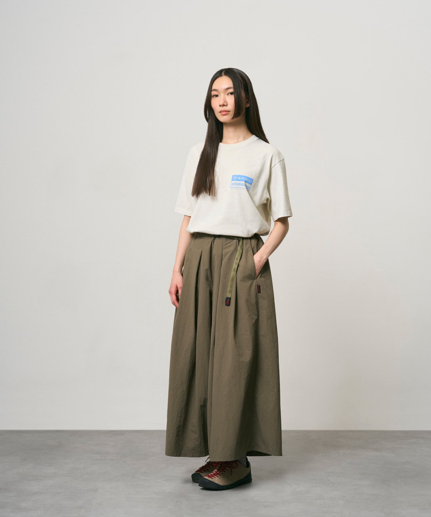 G2SW-SK034_BURNTOLIVE_fitting_W2