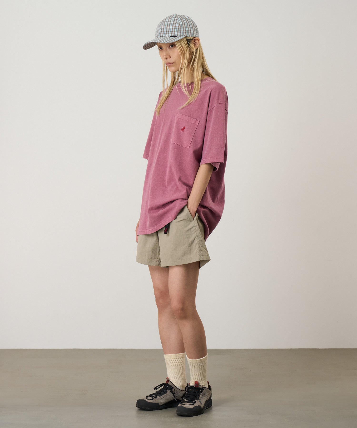 G304-OGJ-PG_REDPIGMENT_fitting_W2