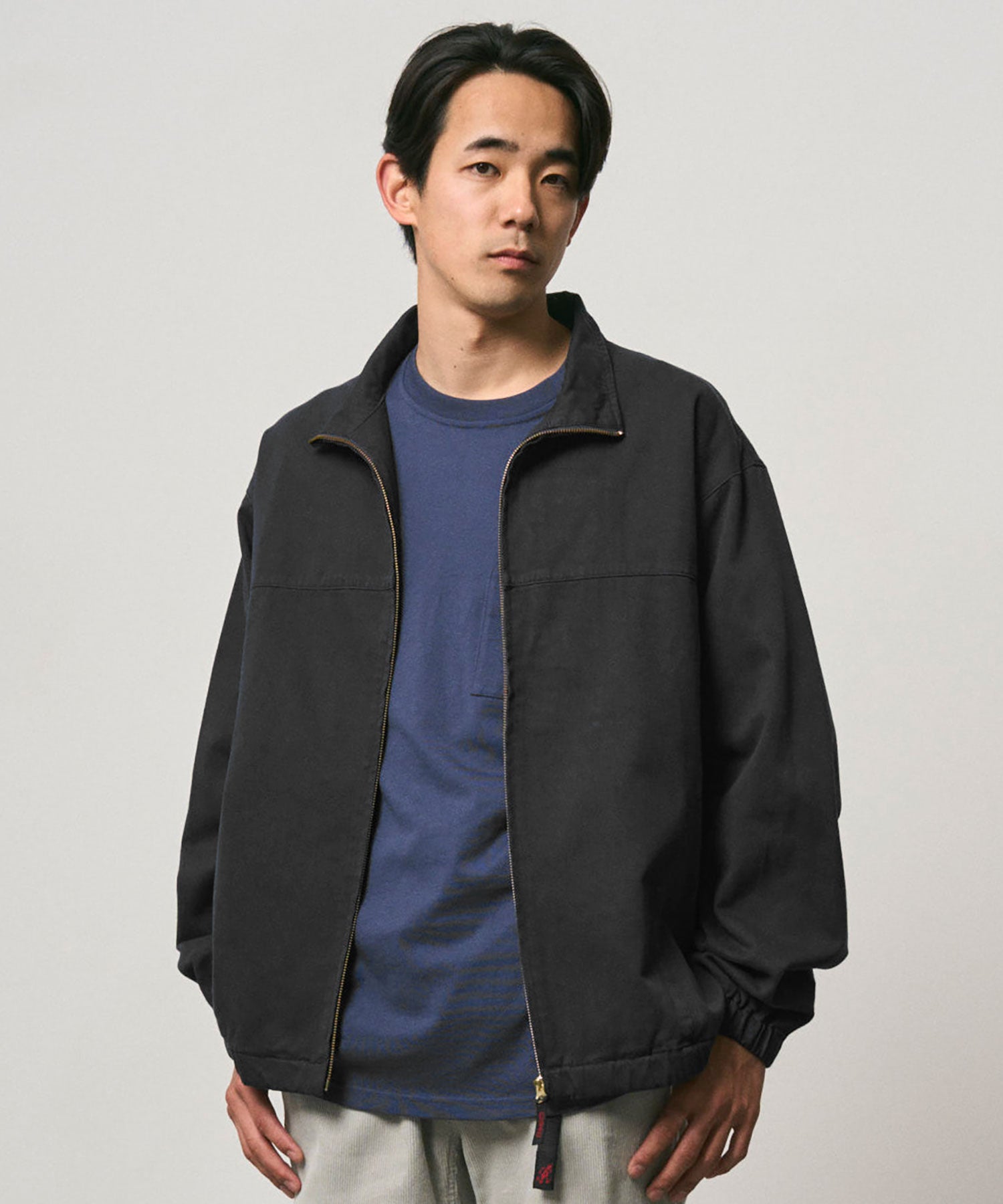 G3FM-J002_BLACK_fitting_M1