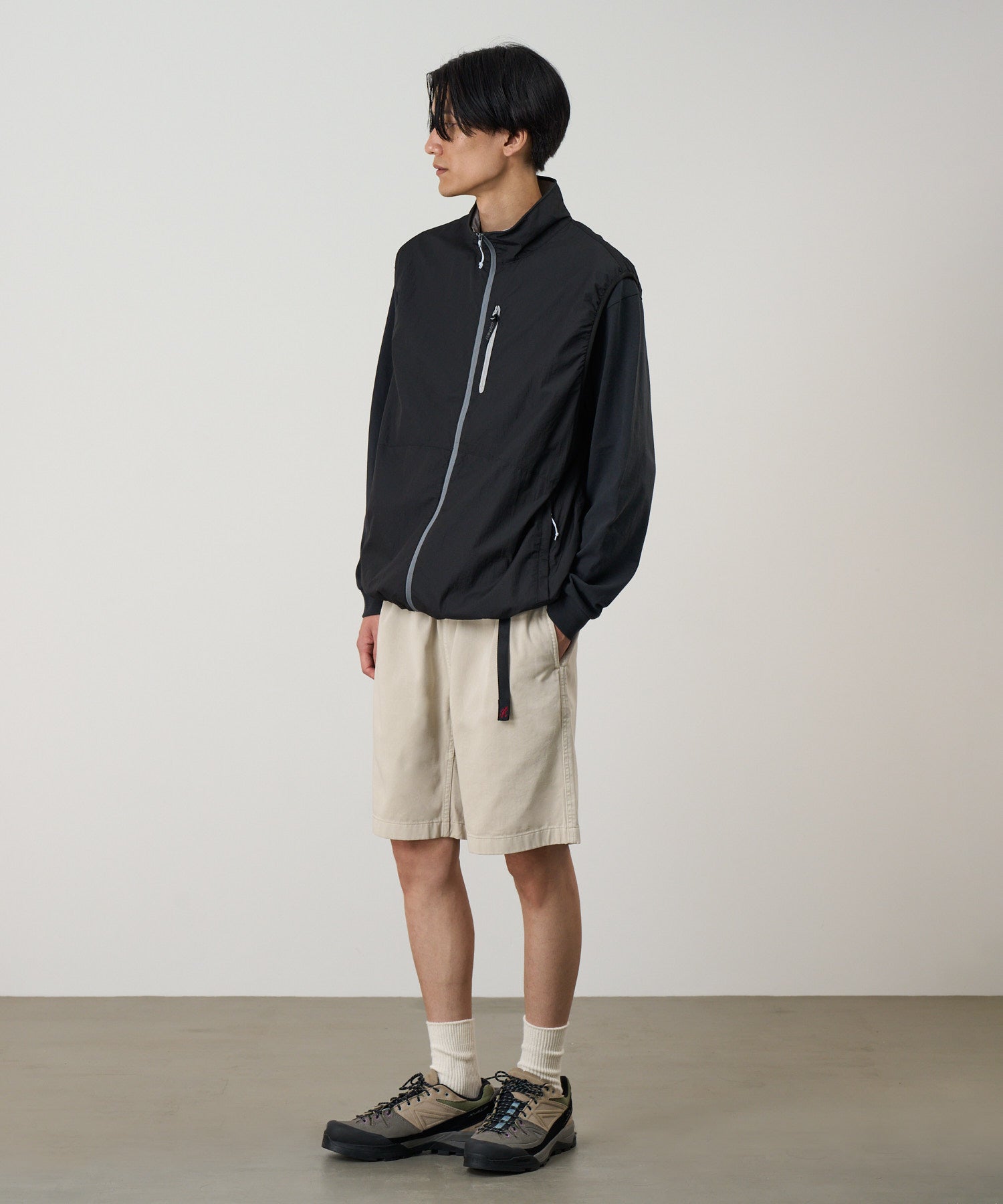 G4SM-P123_SANDPIGMENT_fitting_M2