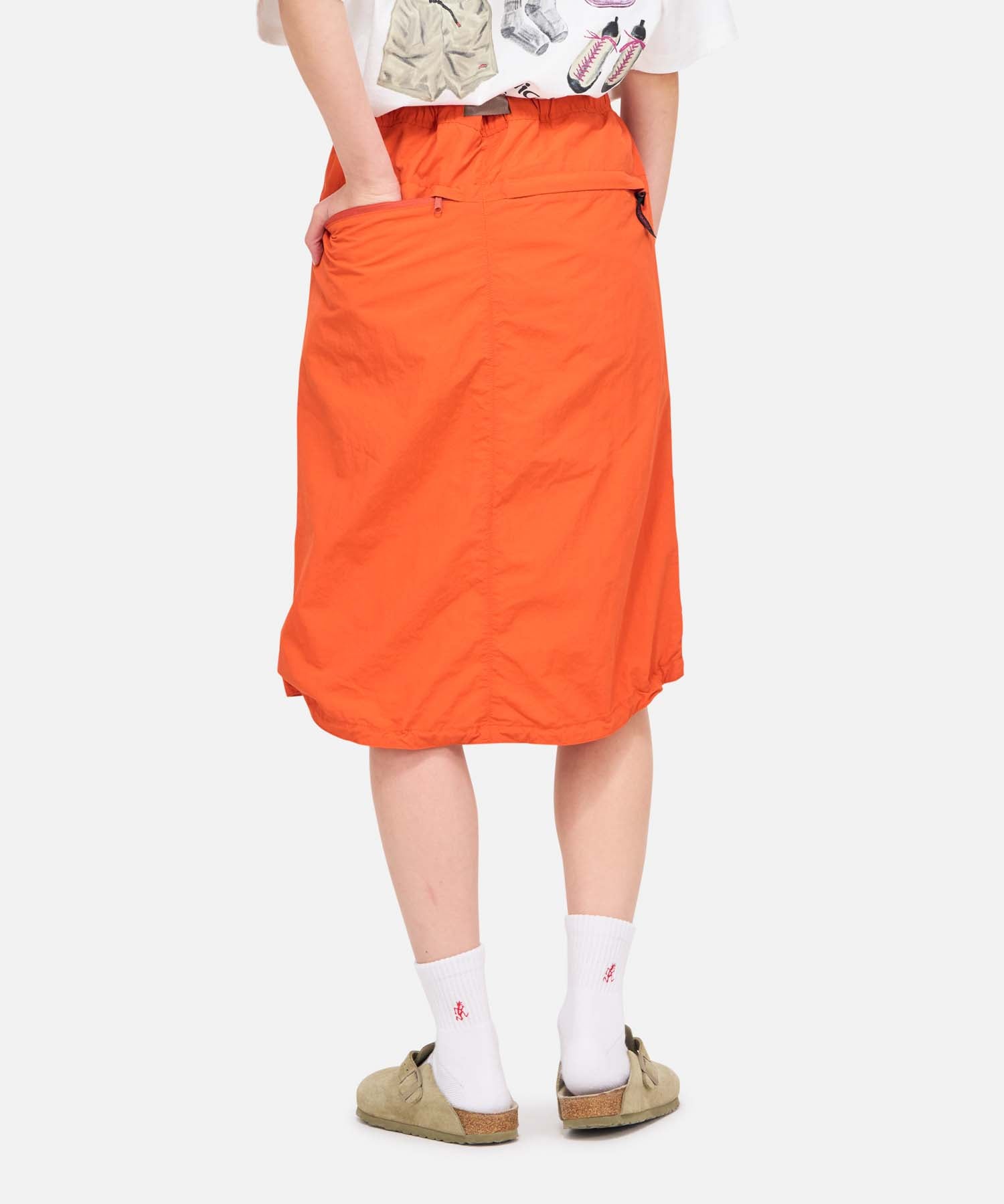 G4SW-SK089_ORANGE_fitting_W5_c52d100d-c463-4377-98e8-4c2ad8d972ed