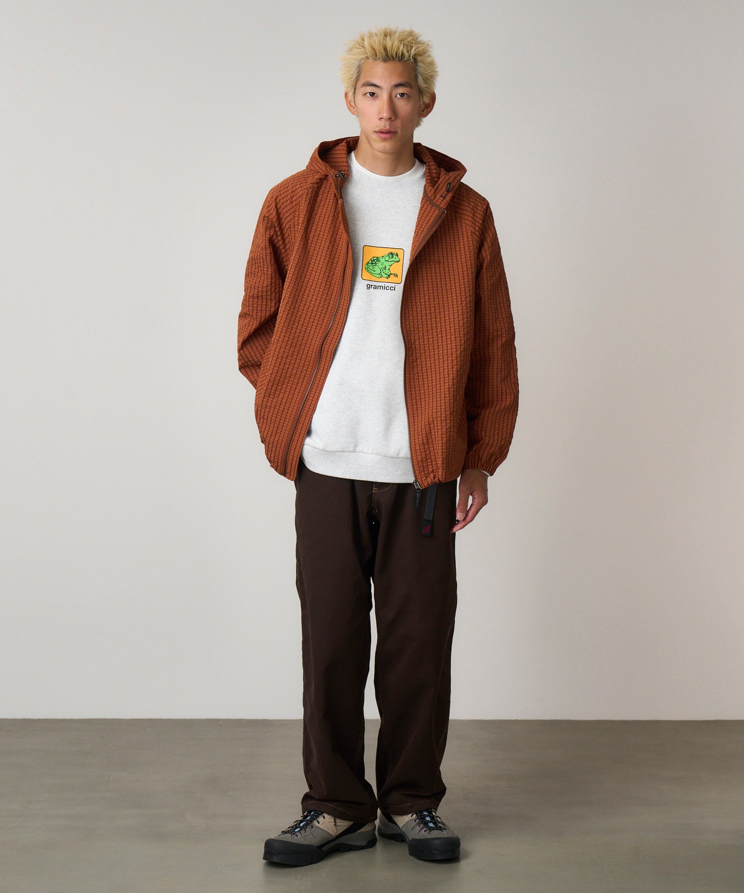 G5FM-J009_BRICK_fitting_M1