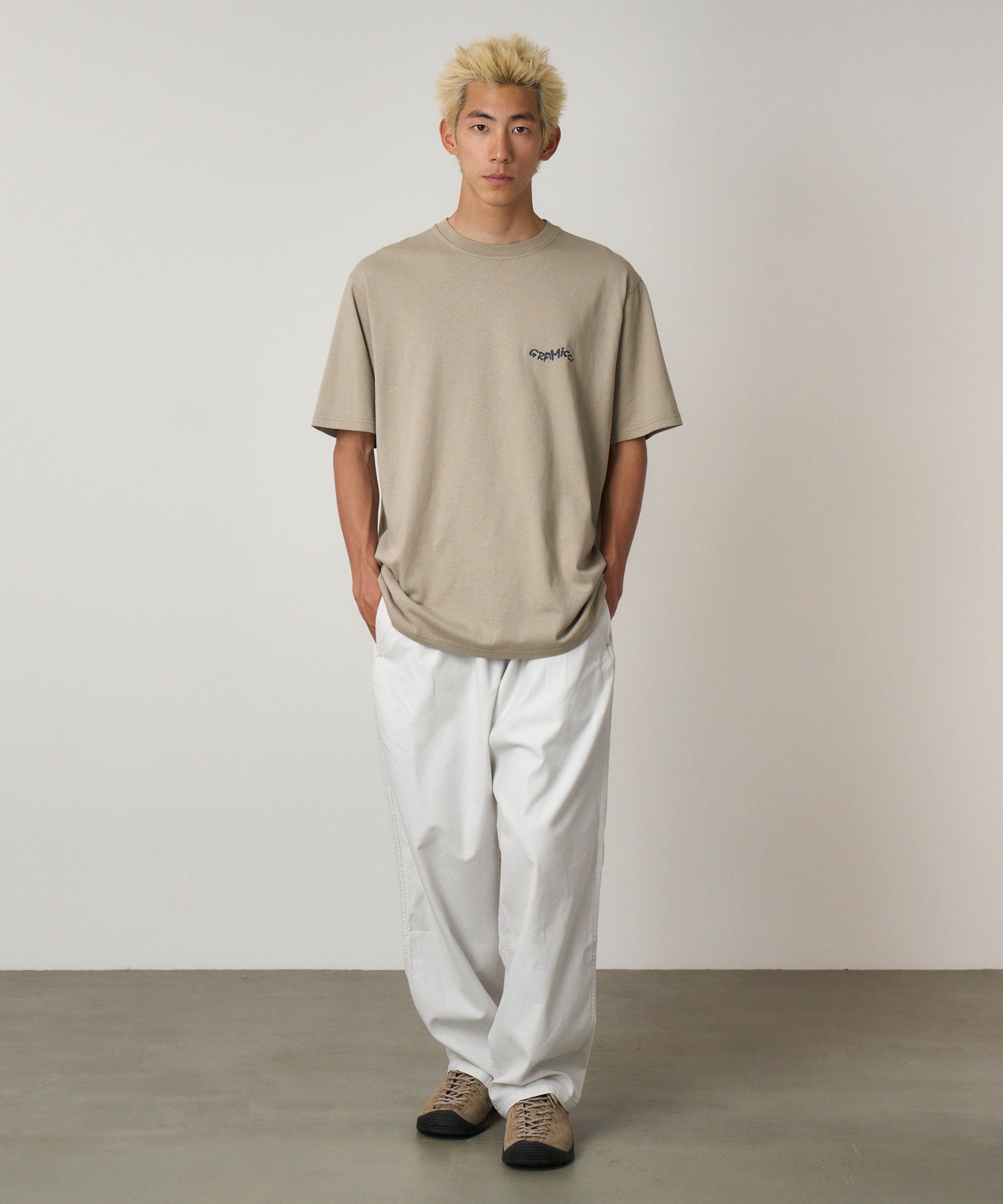G5FU-T133_BEIGE_fitting_U1