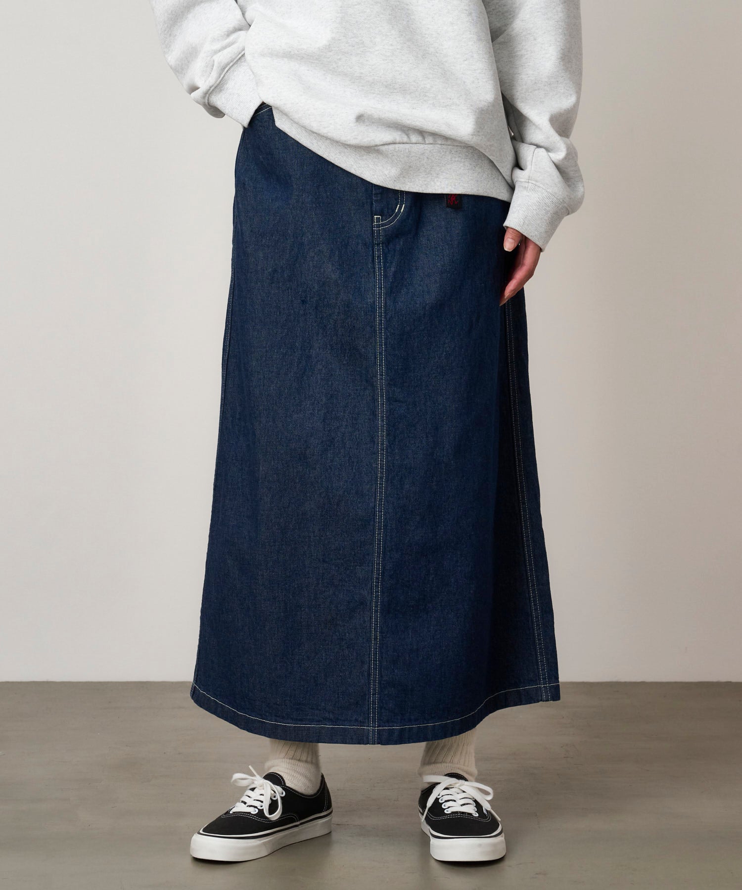 G5FW-SK028_RINSEDINDIGO_fitting_W2