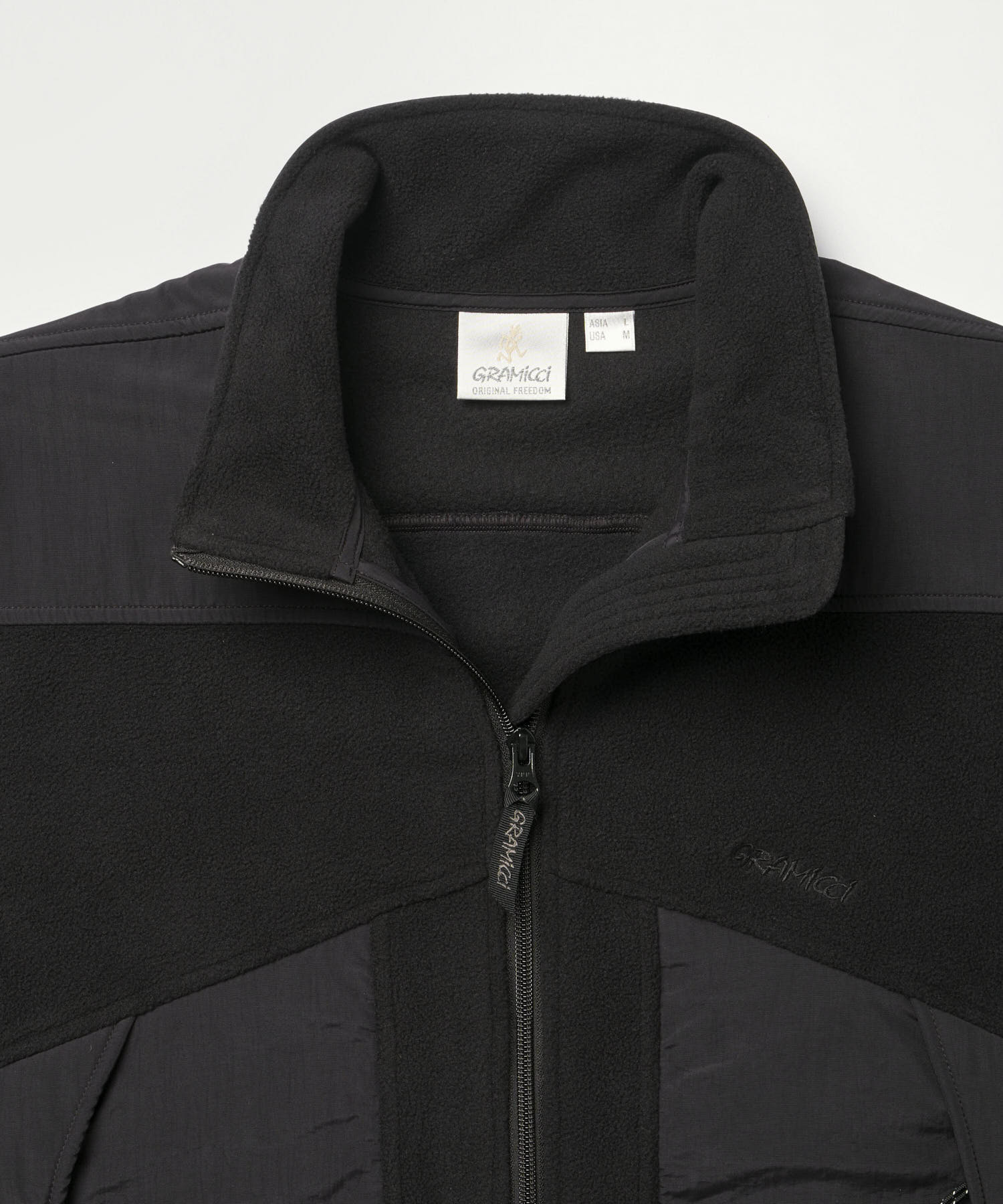 G6FM-J001_BLACK_detail_1