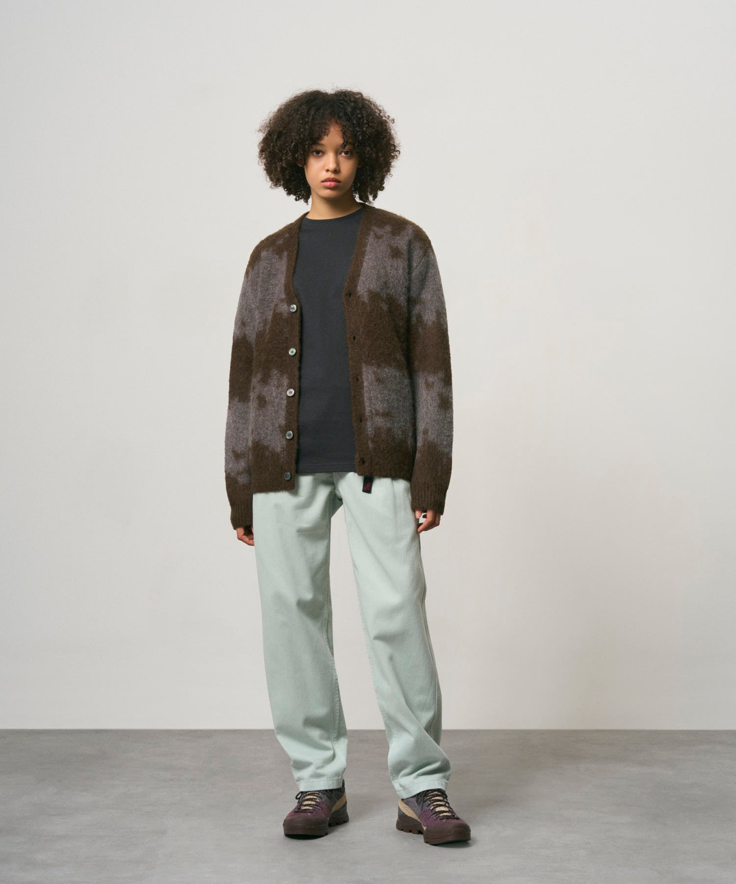 G6FM-J038_SLATESPLATTER_fitting_W2
