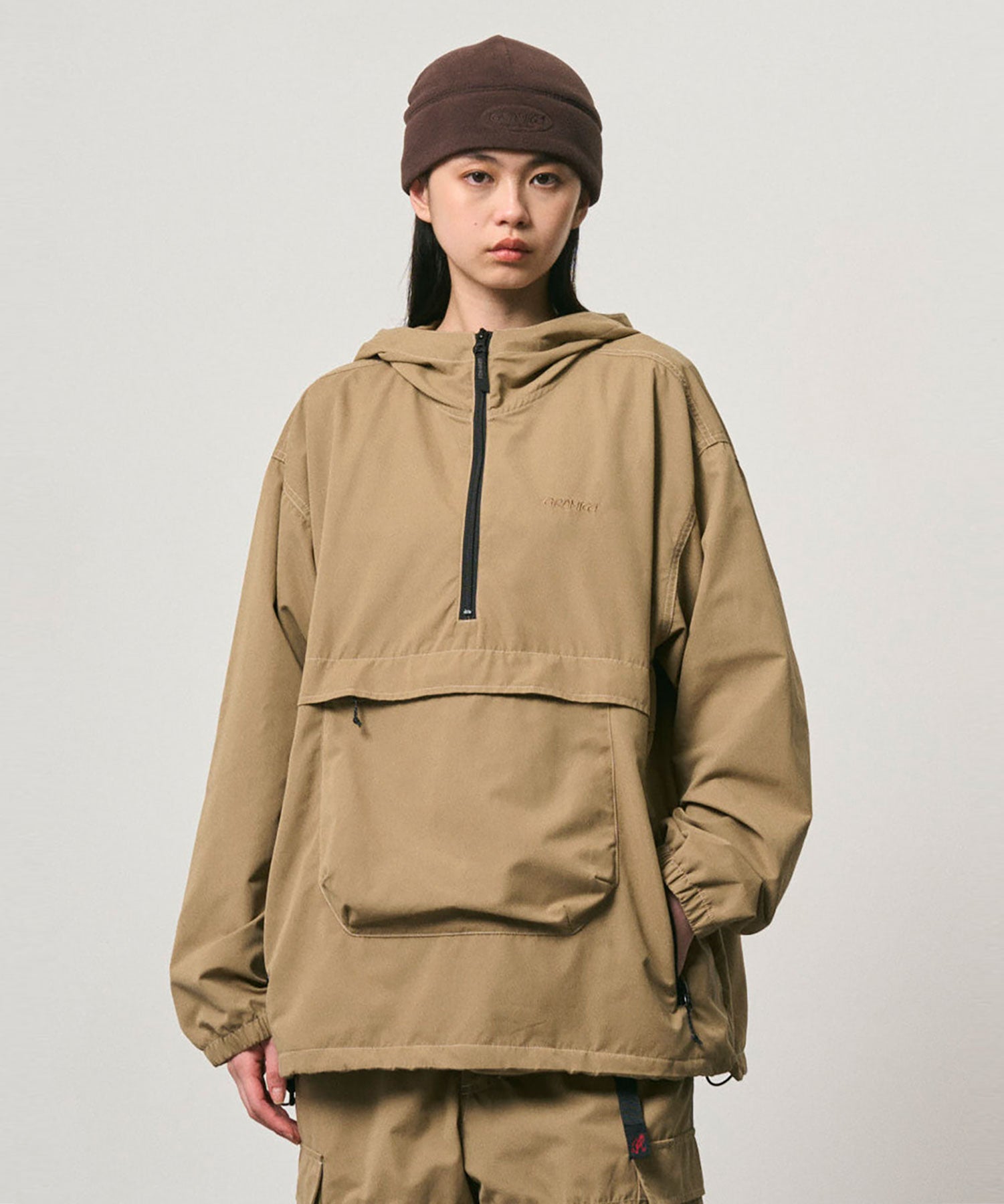G6FM-J042_KHAKI_fitting_W1