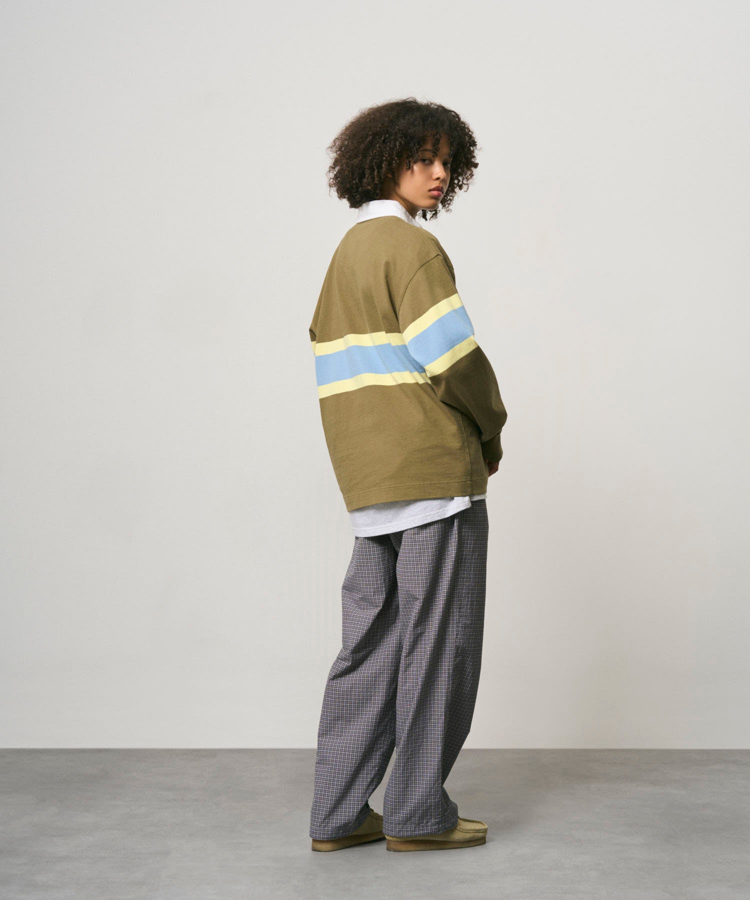 G6FM-J113_WINTEROLIVE_fitting_W3