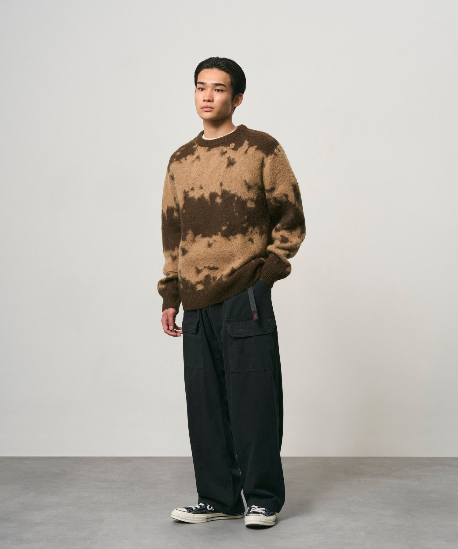 G6SM-P084_BLACK_fitting_M2