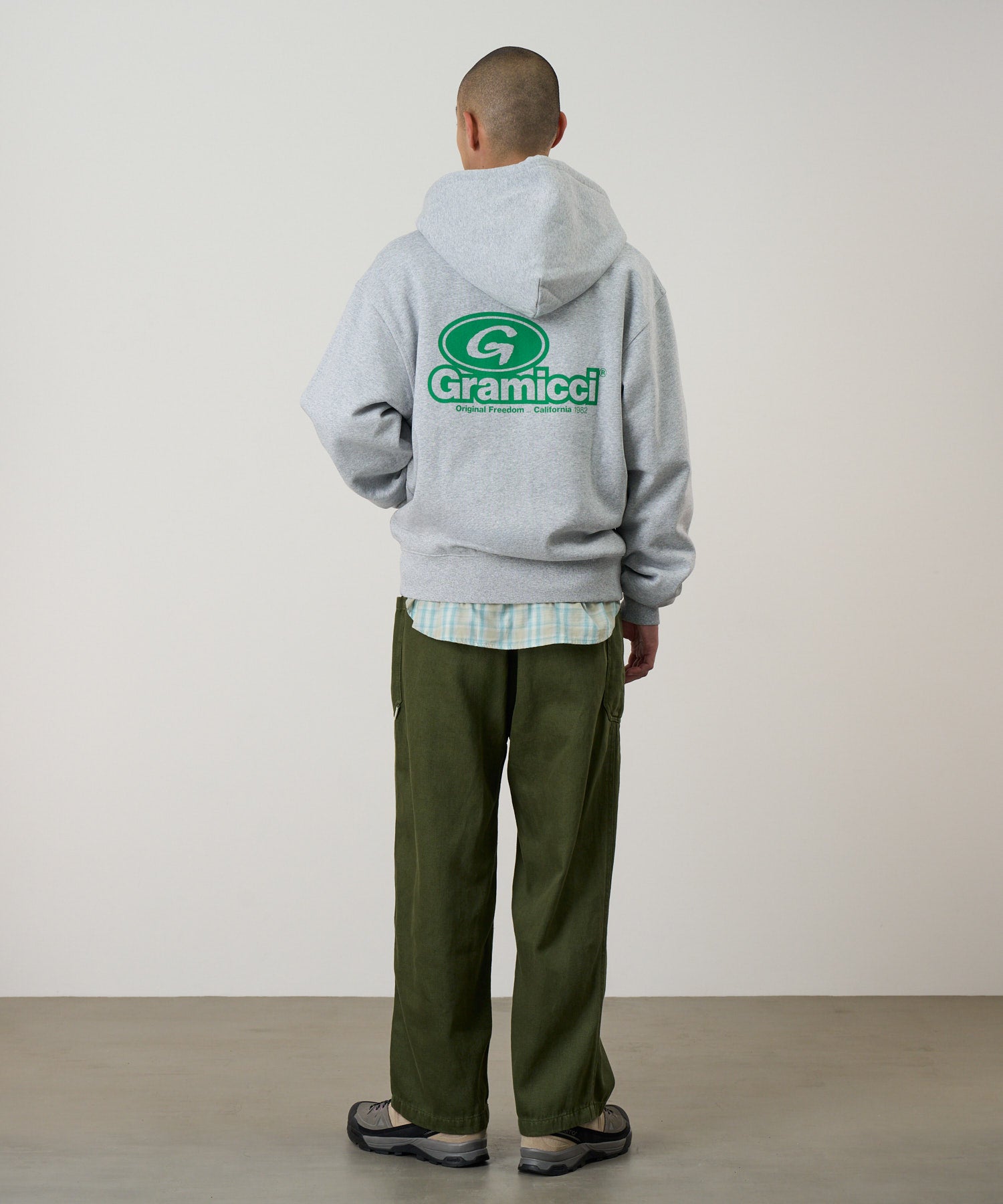 G6SU-J112_HEATHERGREY_fitting_M3