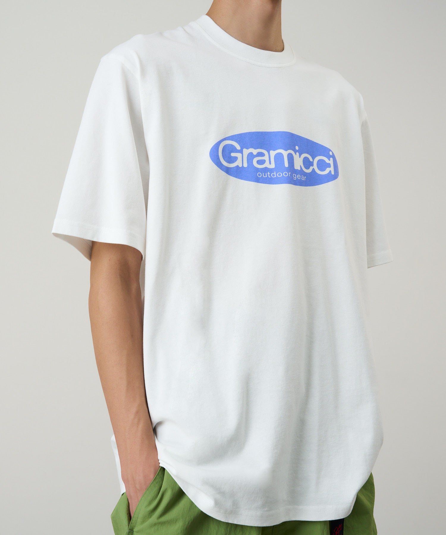 G6SU-T092_WHITE_fitting_M2