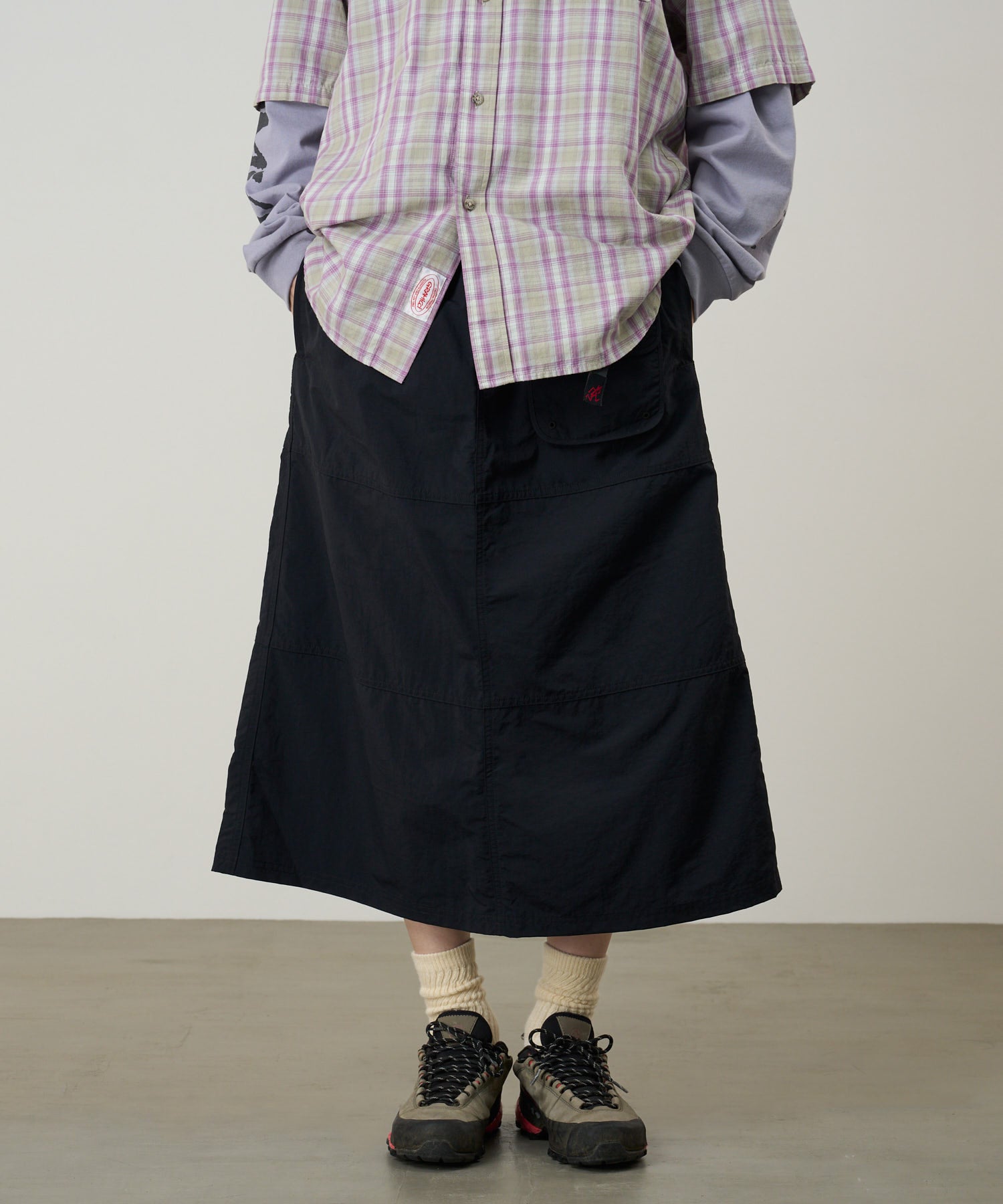 G6SW-SK037_BLACK_fitting_W2