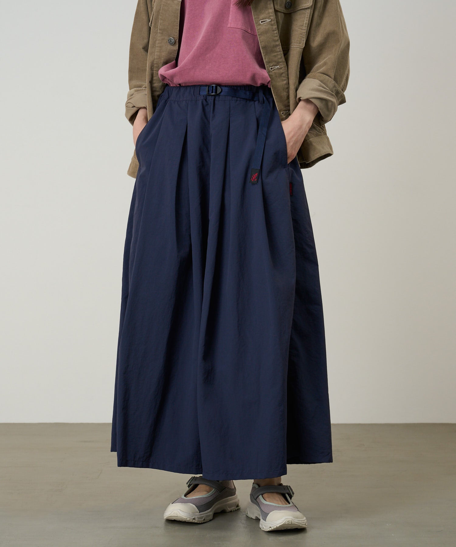 Nylon Flare Pant British Navy model side view wide-leg pants