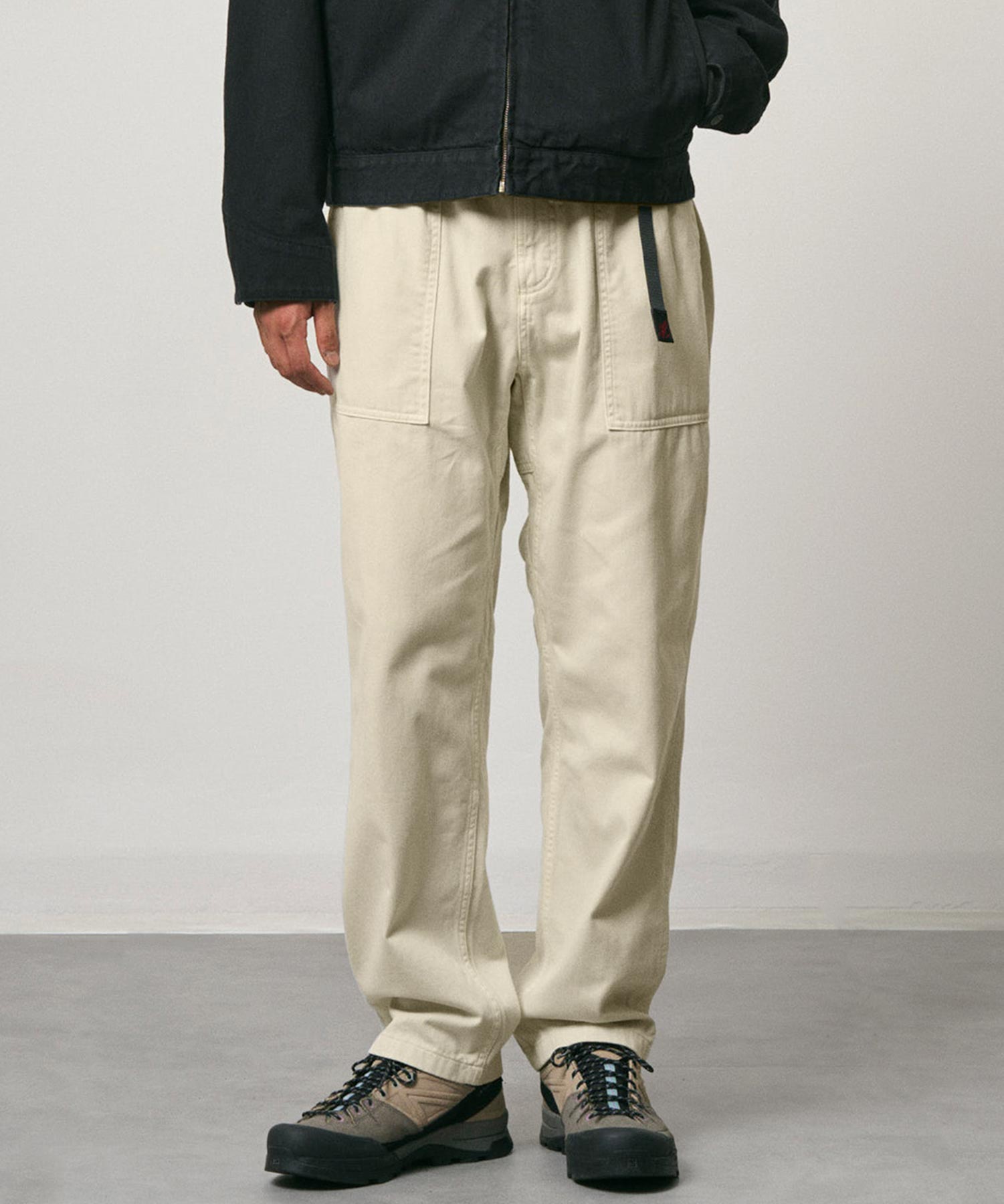 G114-OGT_GREIGE_fitting_M1