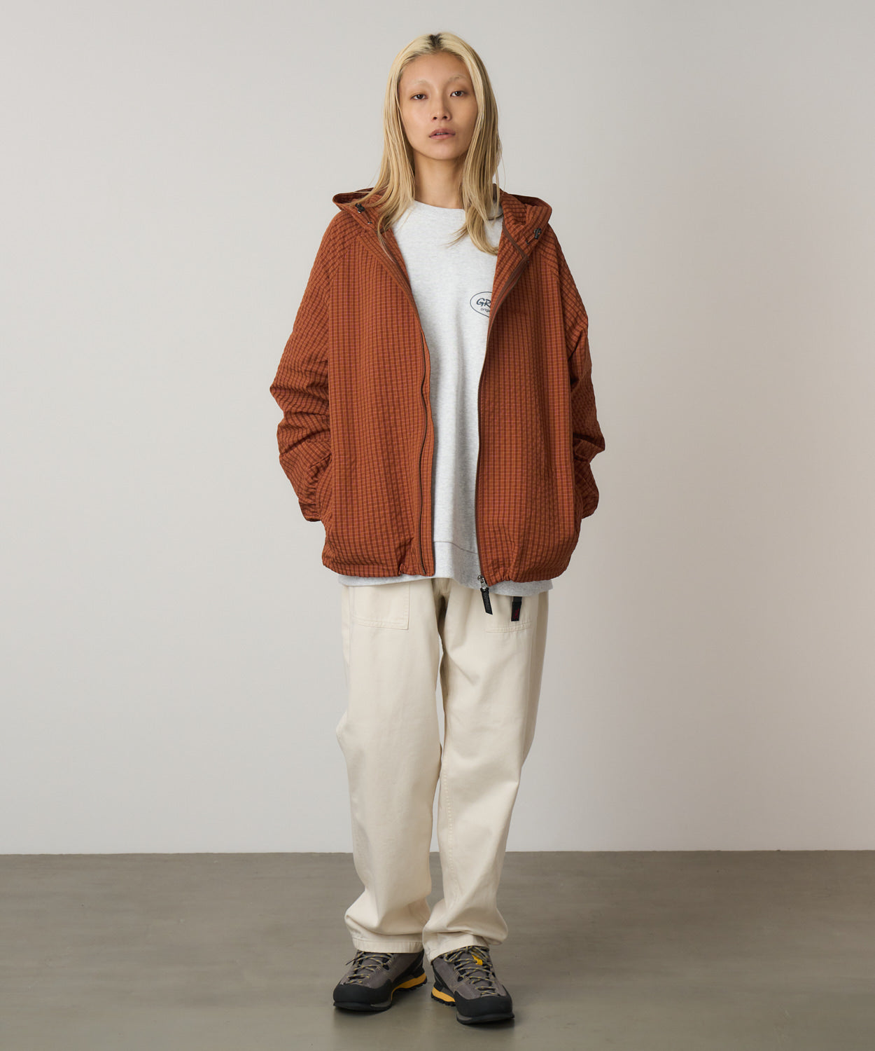 G114-OGT_GREIGE_fitting_U1