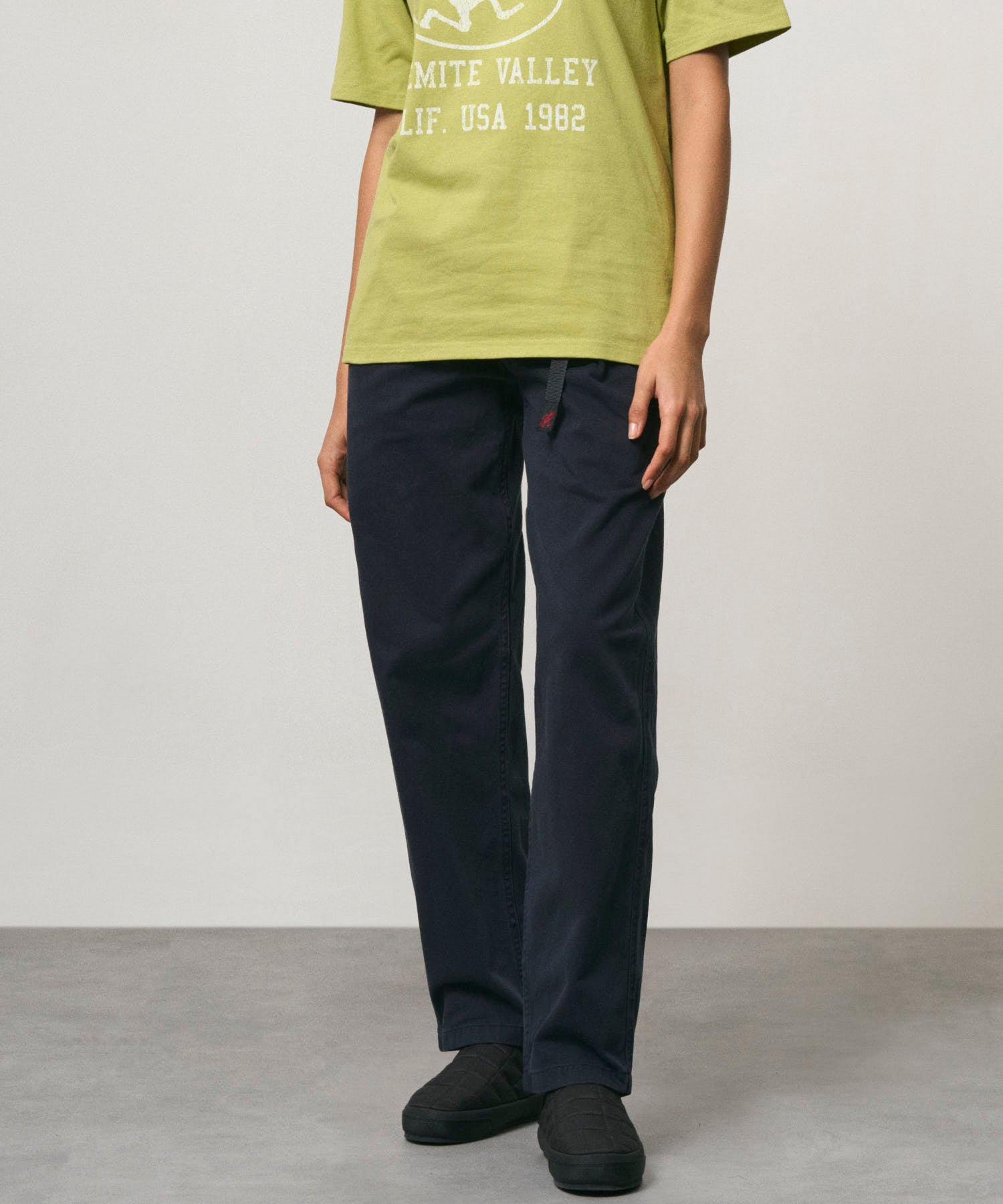 G202-OGT_DOUBLENAVY_fitting_W1