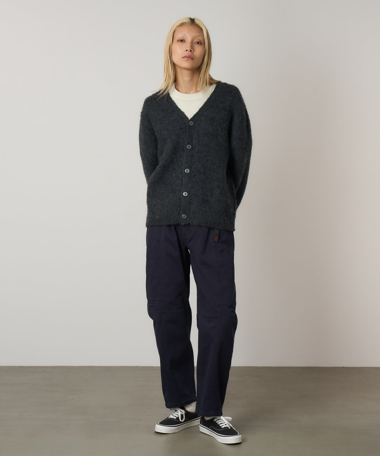 G2SW-P090_DOUBLENAVY_fitting_W1