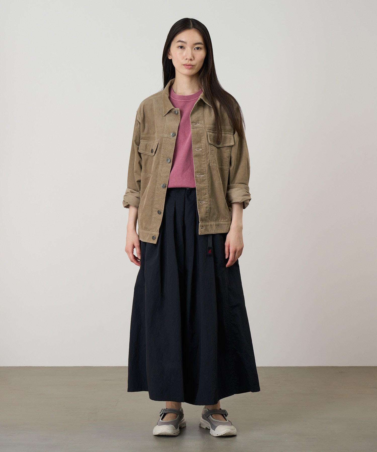 G2SW-SK034_BLACK_fitting_W1