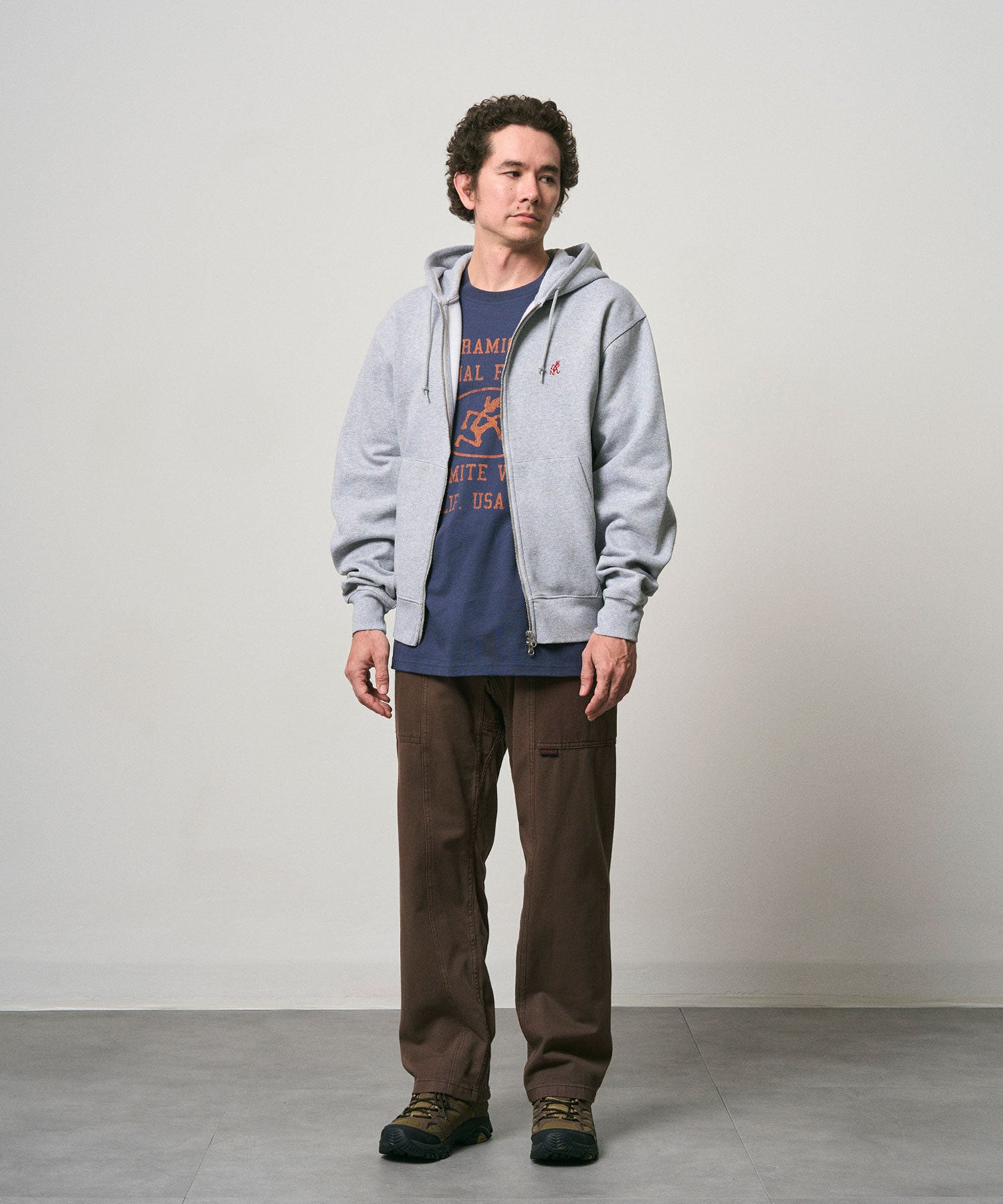 G310-FT_GREYHEATHER_fitting_M2