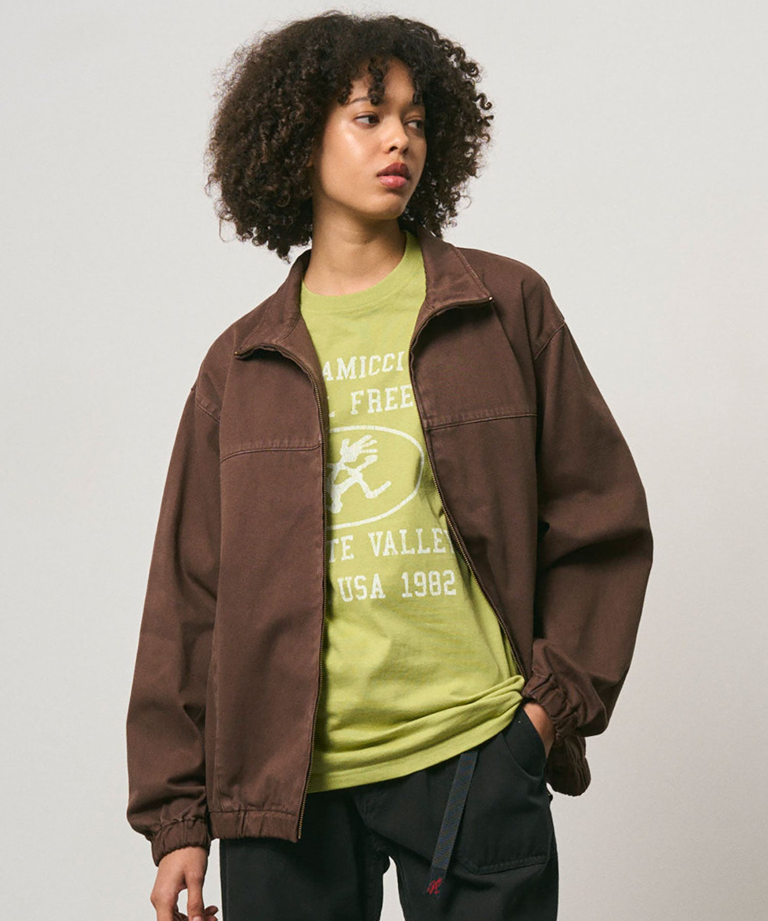 G3FM-J002_BROWNPIGMENT_fitting_W1