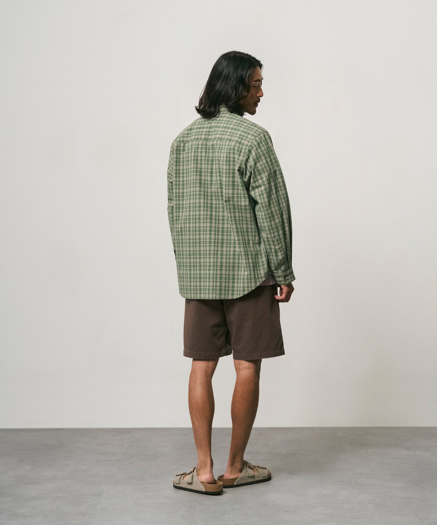 G4SM-P123_BROWNPIGMENT_fitting_M2