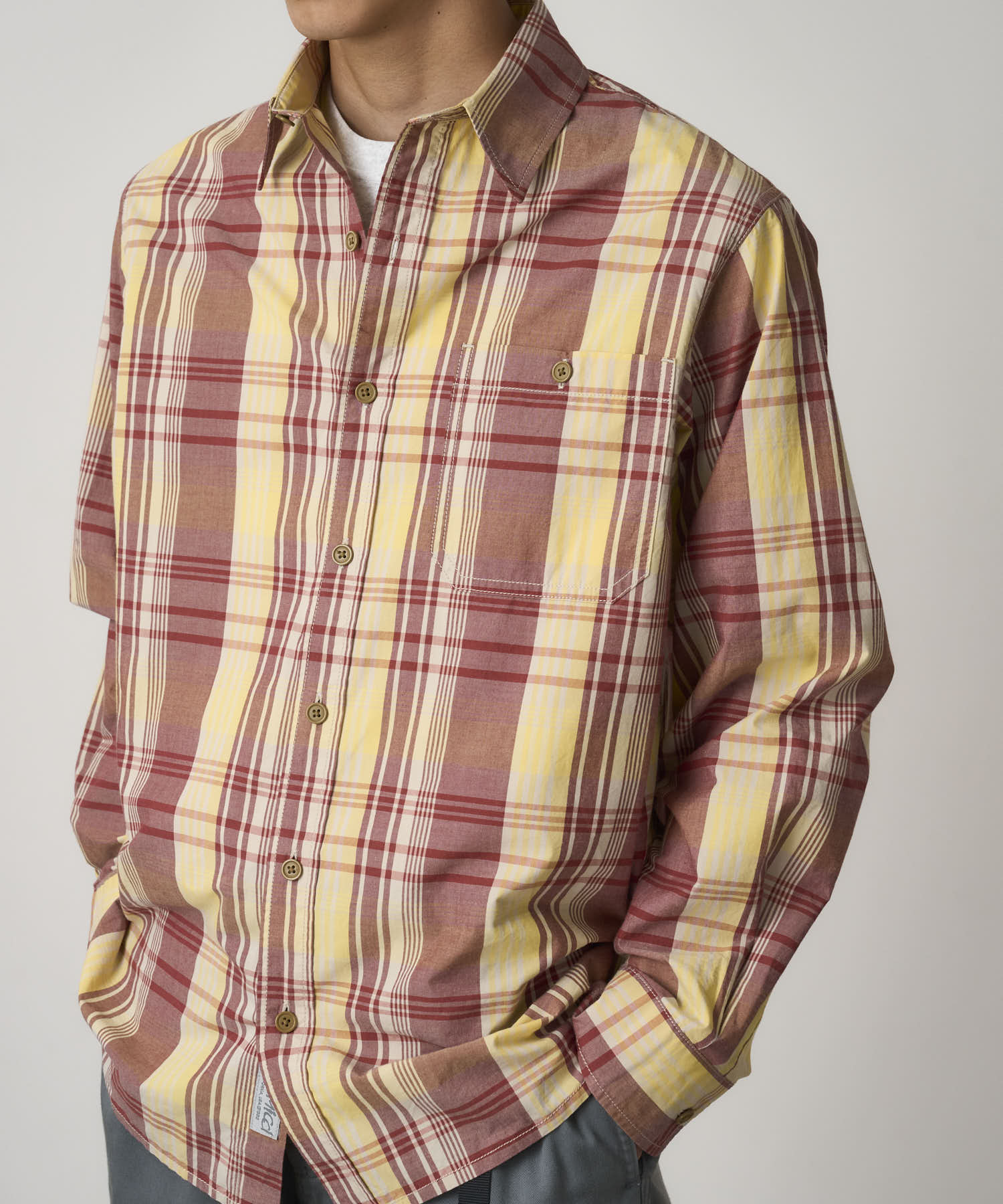 G5FM-J020_MUSTARD_fitting_M2