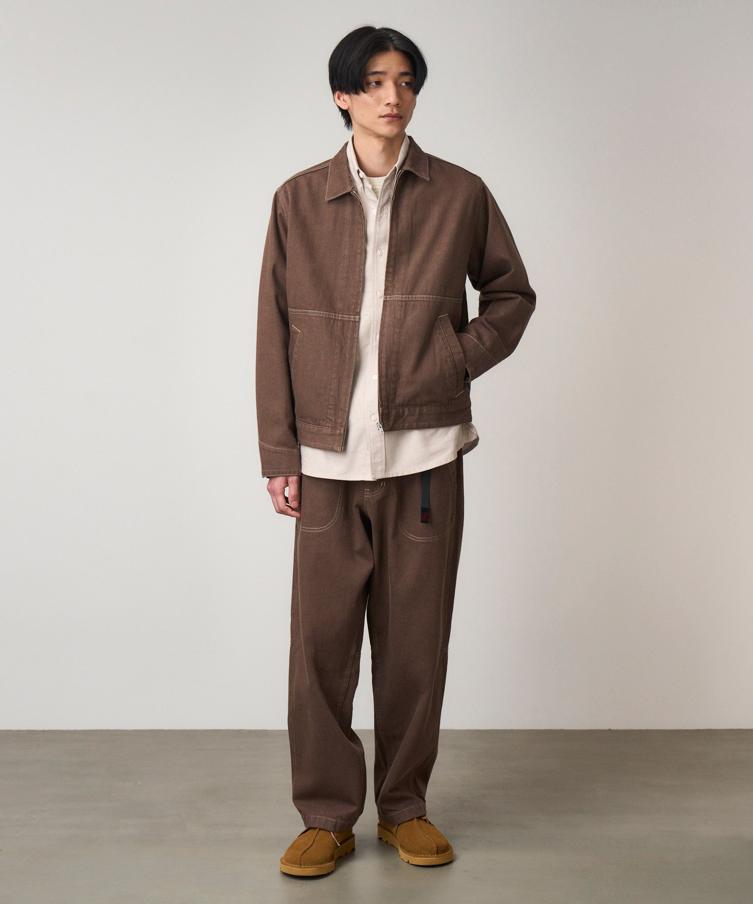 G5FM-J027_AMBER_fitting_M1