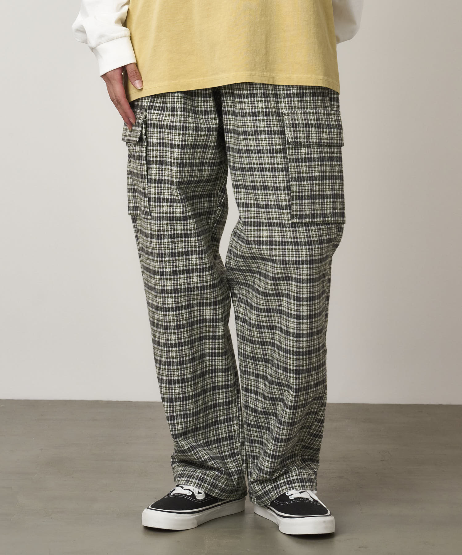 G5FU-P011_CHECKEREDPLAID_fitting_U7