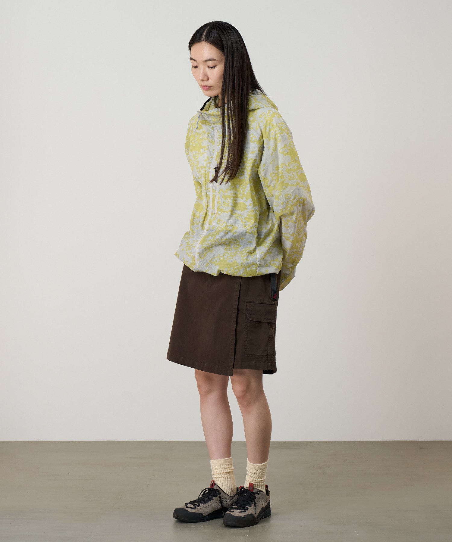 G5SW-P066_CHOCOLATE_fitting_W2