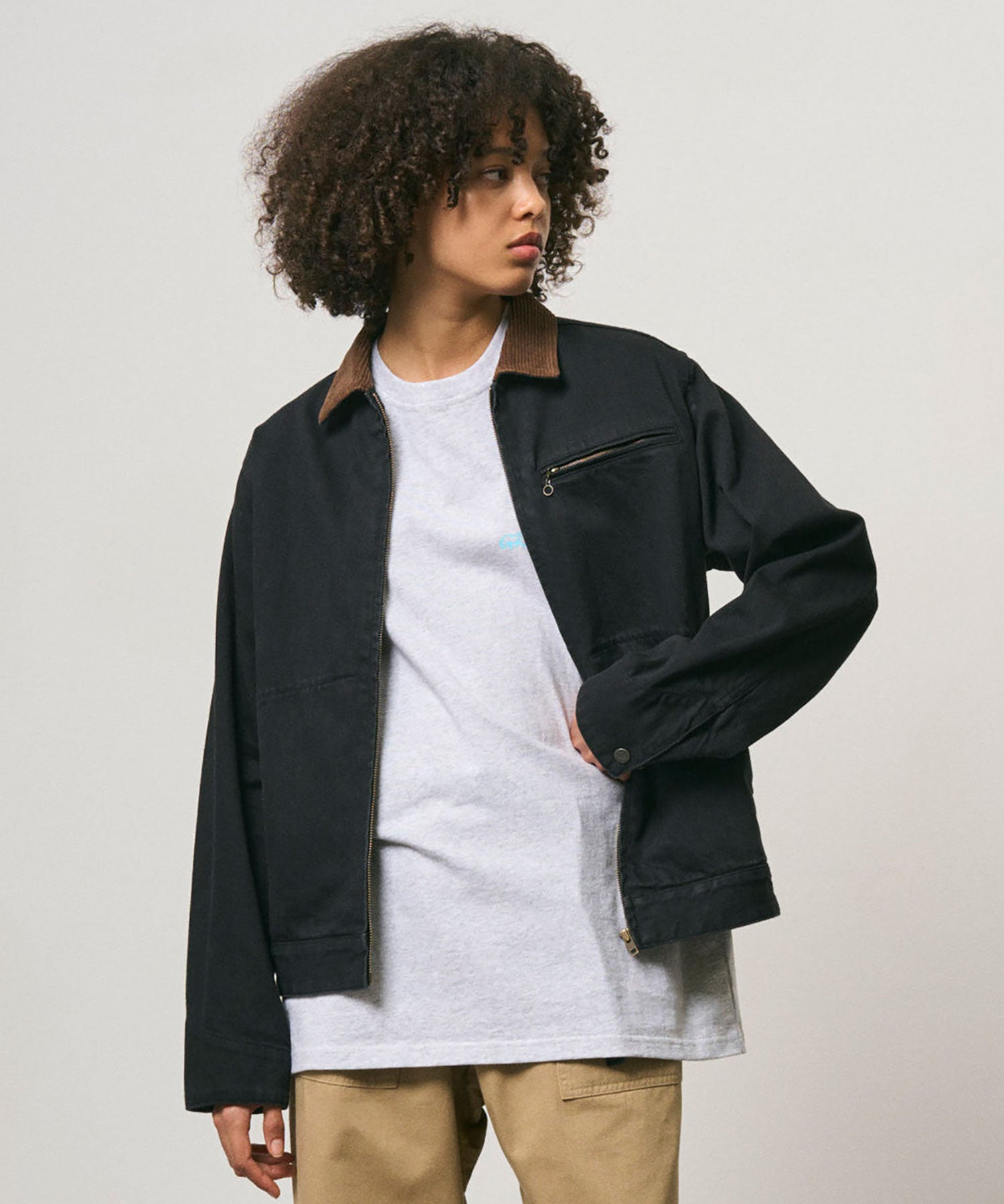 G6FM-J029_TRUEBLACK_fitting_W1