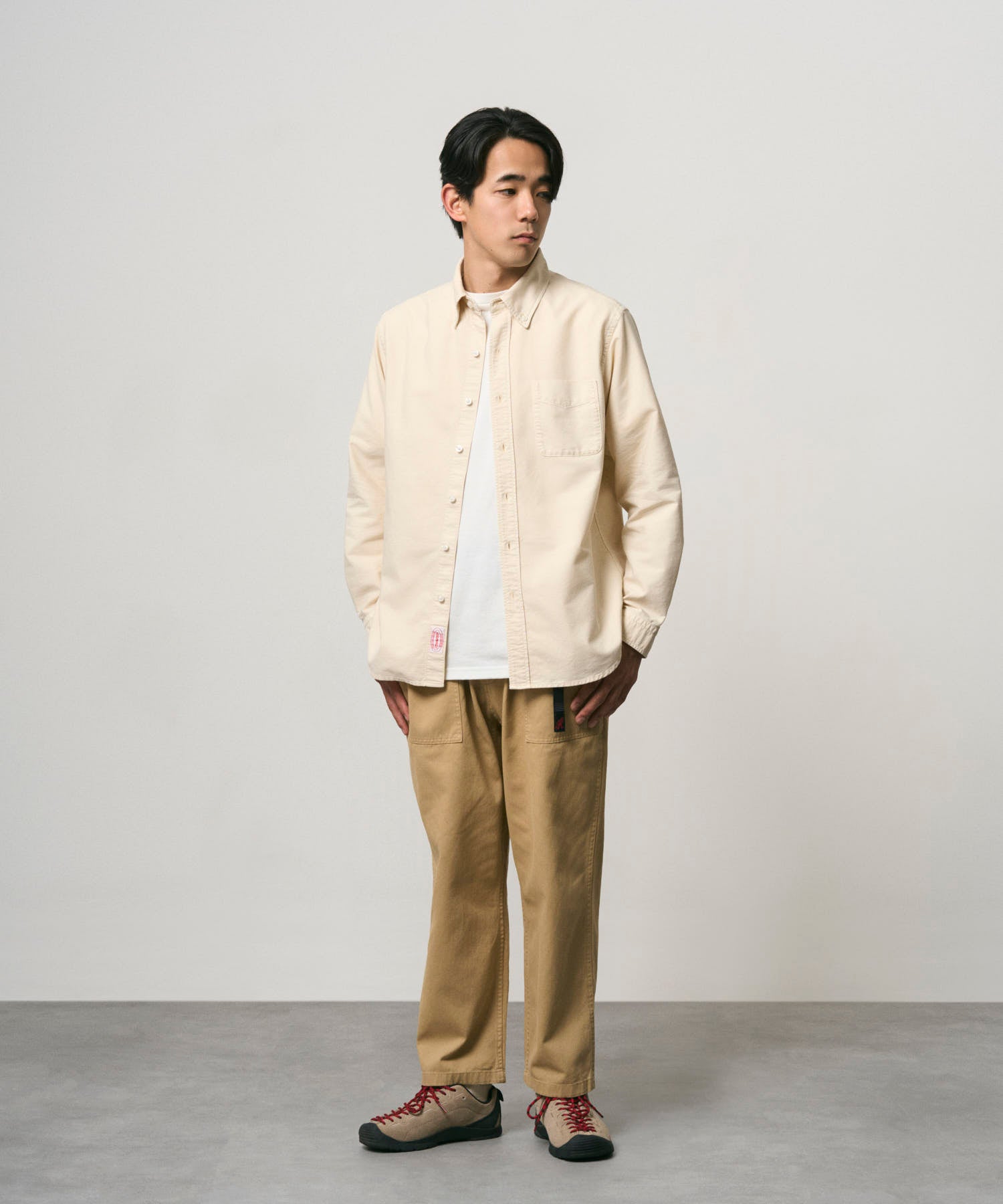 G6FM-J033_IVORYPIGMENT_fitting_M2