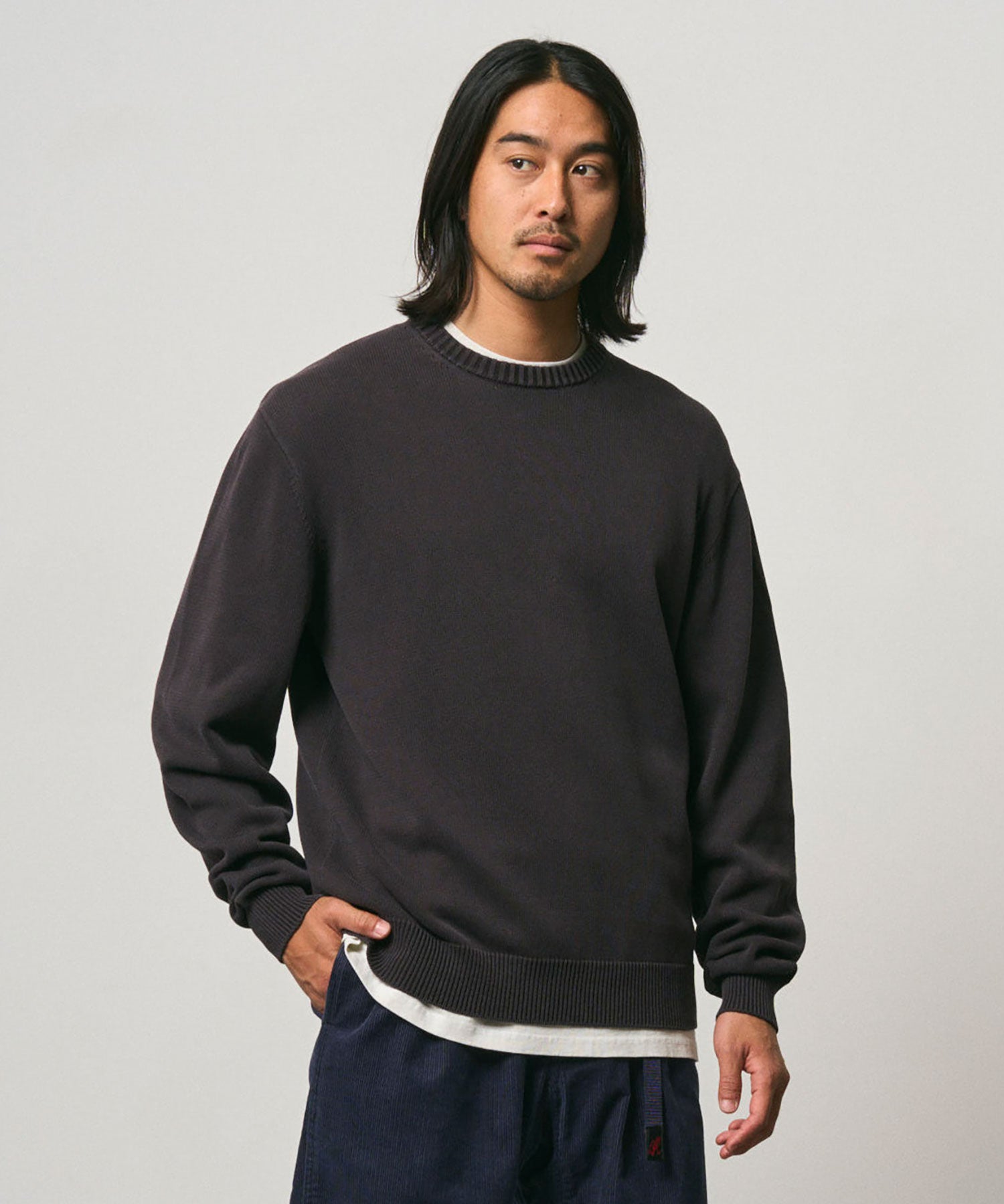 G6FM-J040_CHARCOAL_fitting_M1
