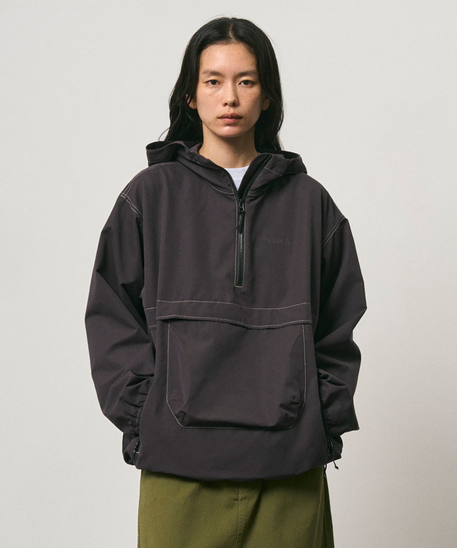 G6FM-J042_BLACK_fitting_W1
