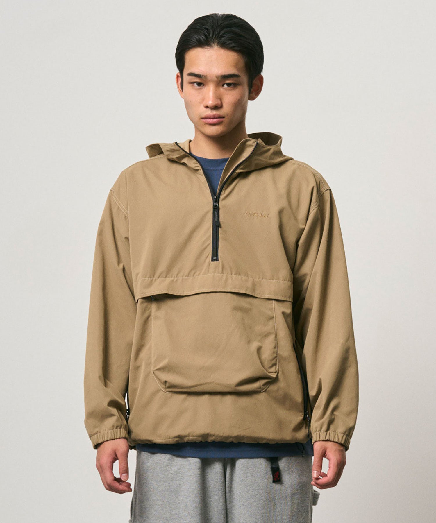 G6FM-J042_KHAKI_fitting_M1