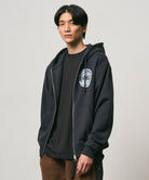 G6FM-J104_VINTAGEBLACK_fitting_M1