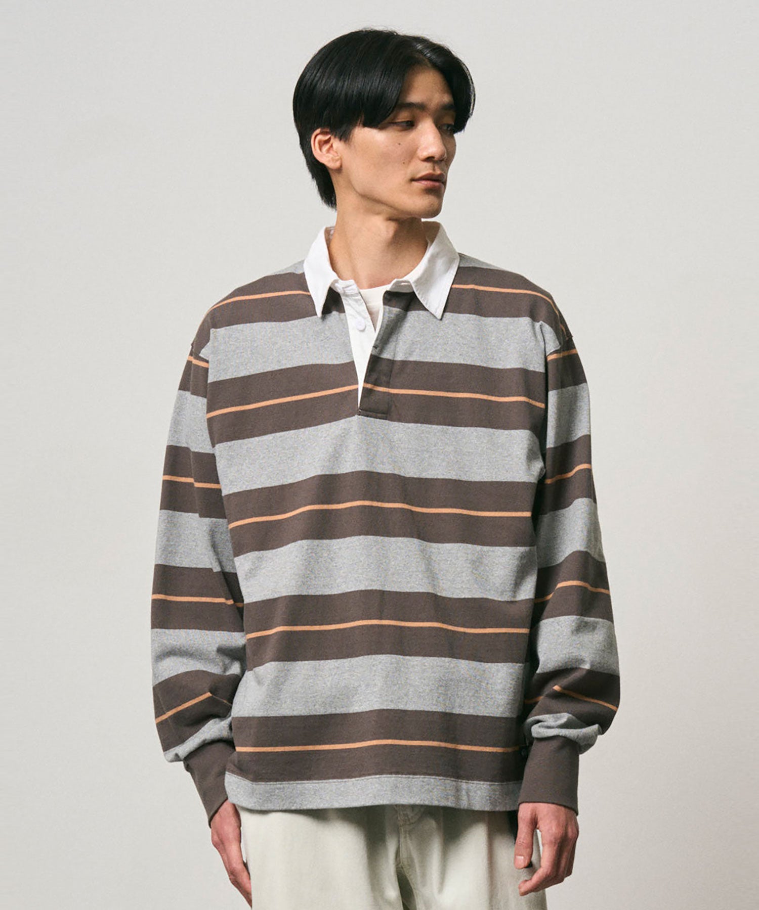 G6FM-J113_HUNTERGREY_fitting_M1