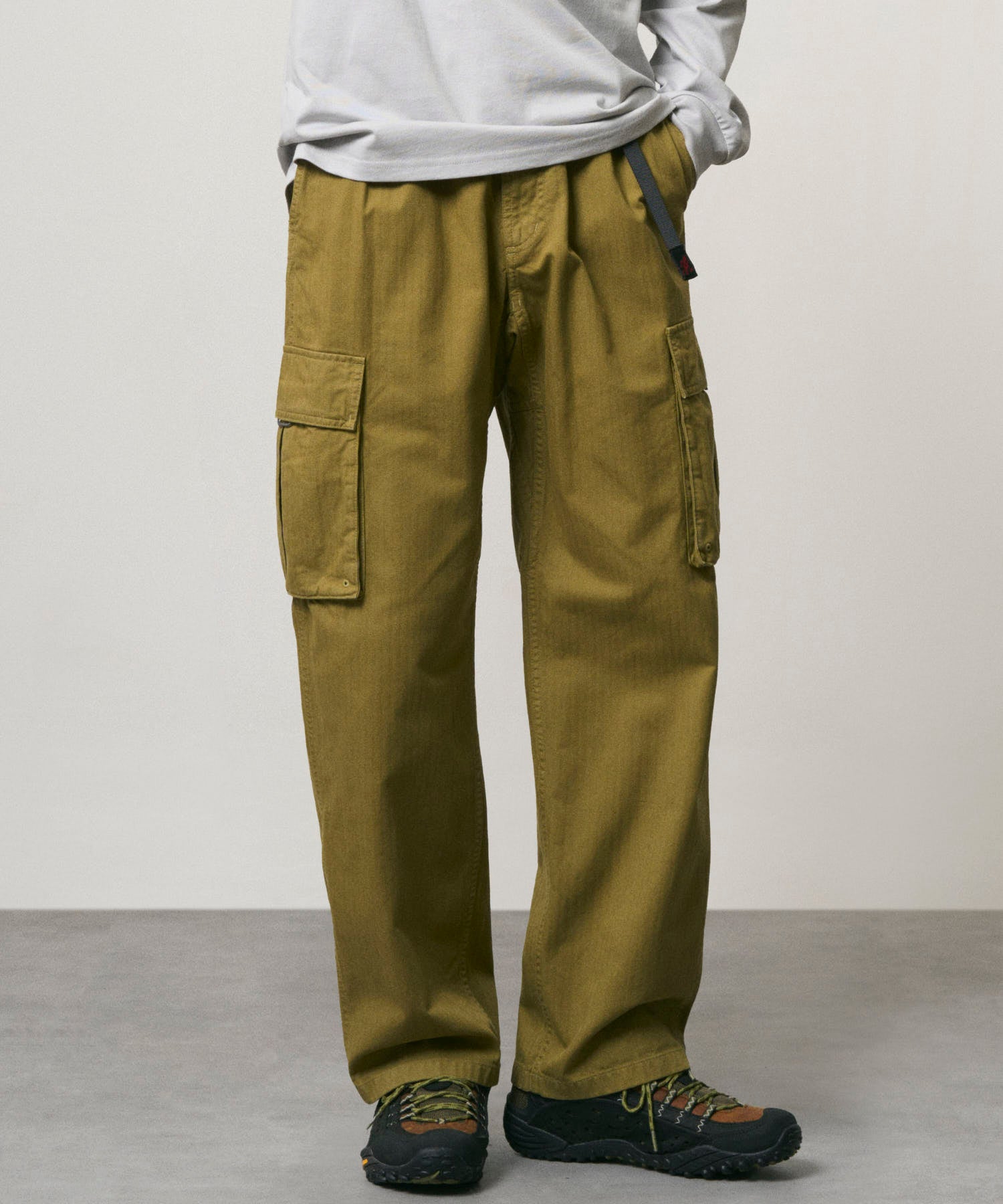 G6FM-P028_OLIVEDRAB_fitting_M1