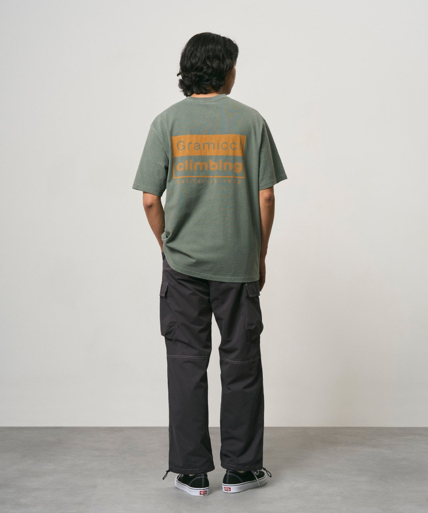 G6FM-P043_BLACK_fitting_M3