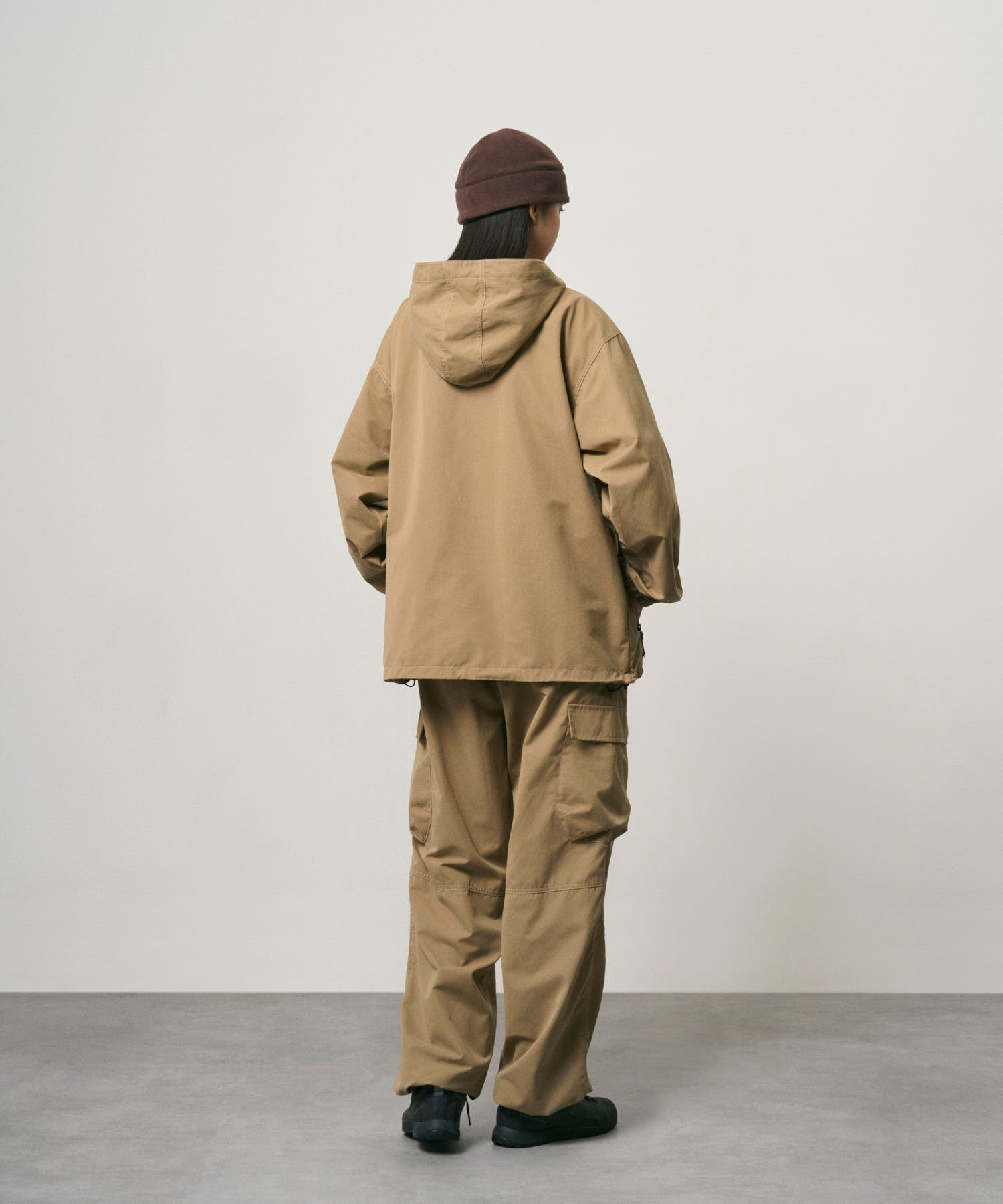 G6FM-P043_KHAKI_fitting_W3