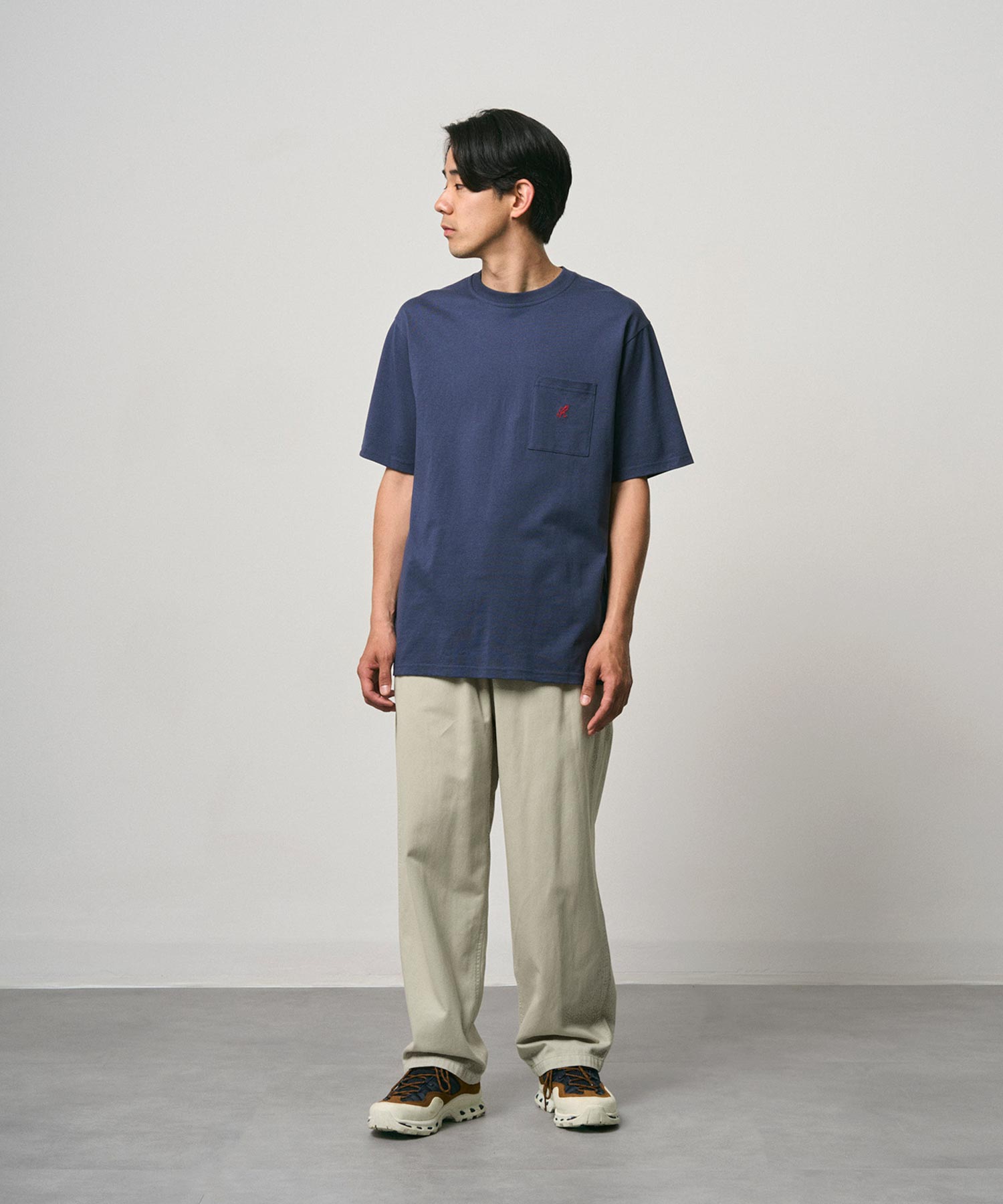 G6FM-P054_SANDPIGMENT_fitting_M2