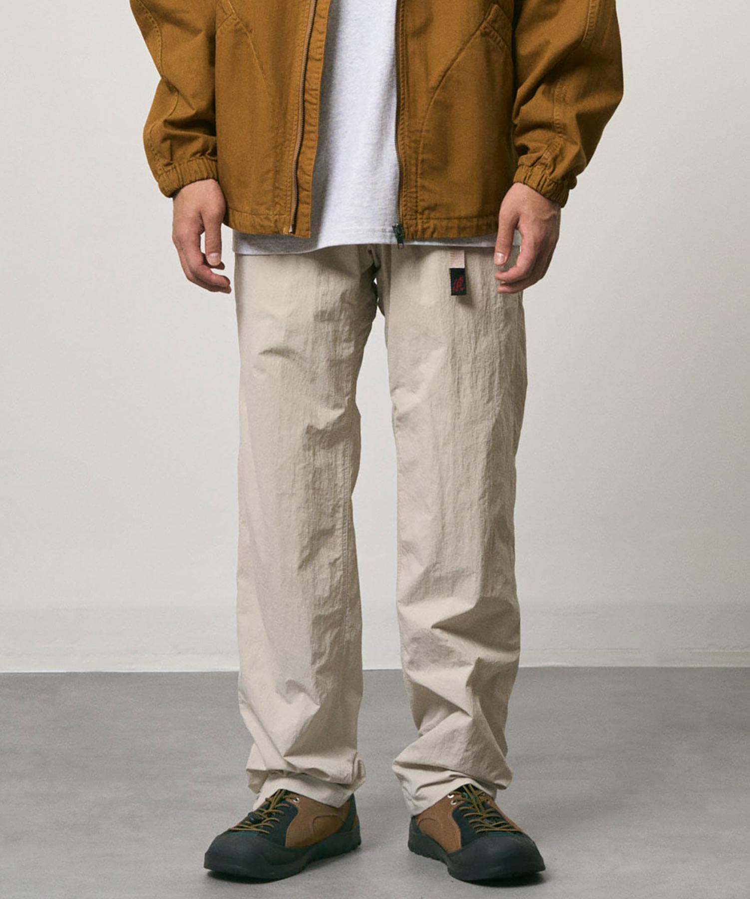 G6FM-P112_STONE_fitting_M1