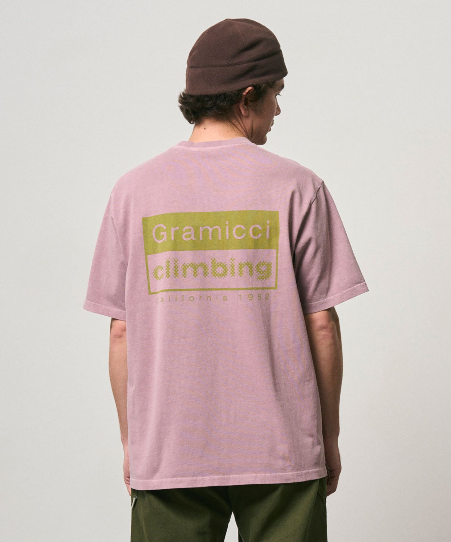 G6FM-T088_LILACPIGMENT_fitting_M1