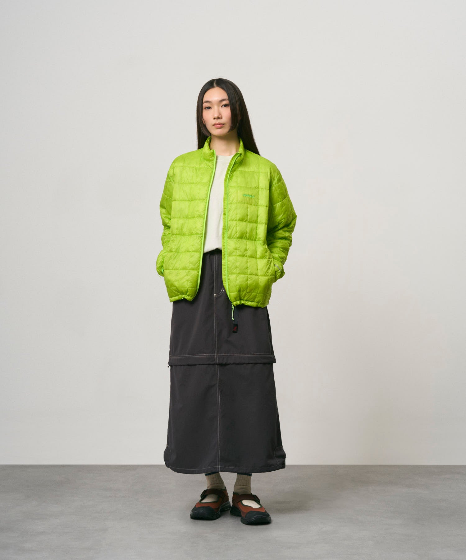 G6FW-SK075_BLACK_fitting_W2