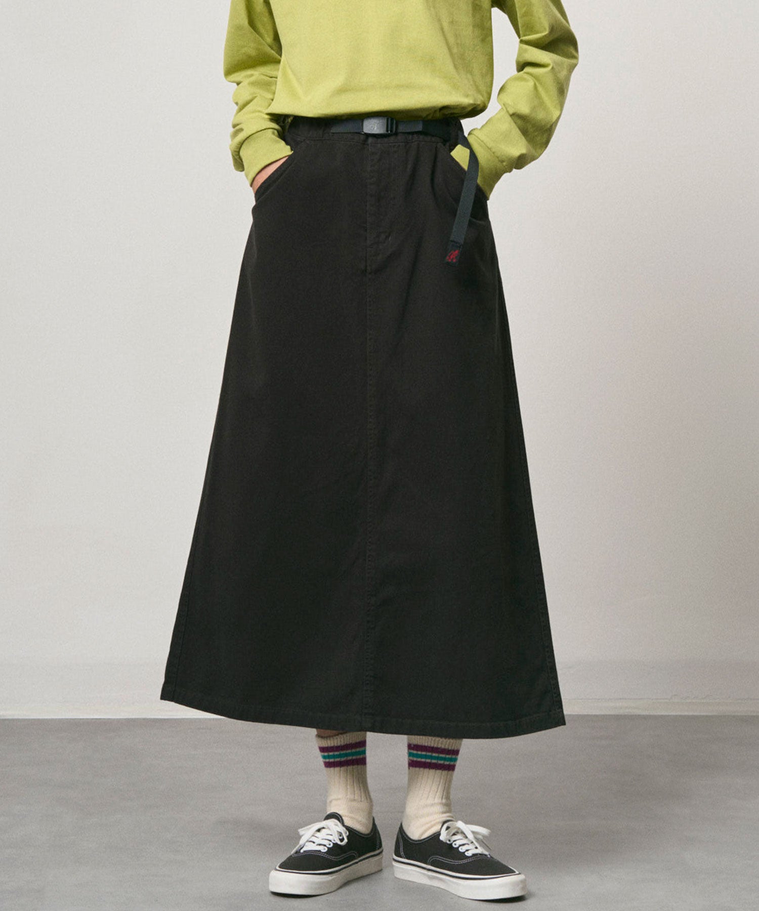 G6FW-SK078_BLACK_fitting_W1