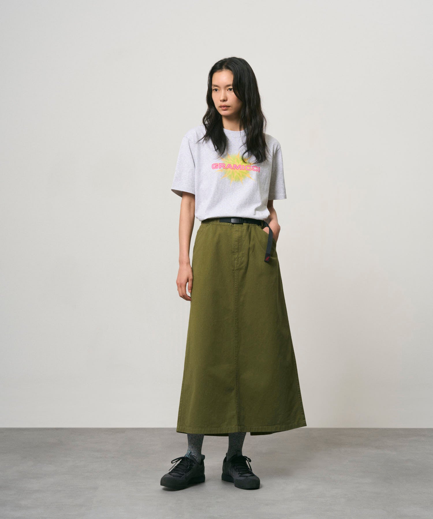 G6FW-SK078_OLIVE_fitting_W2